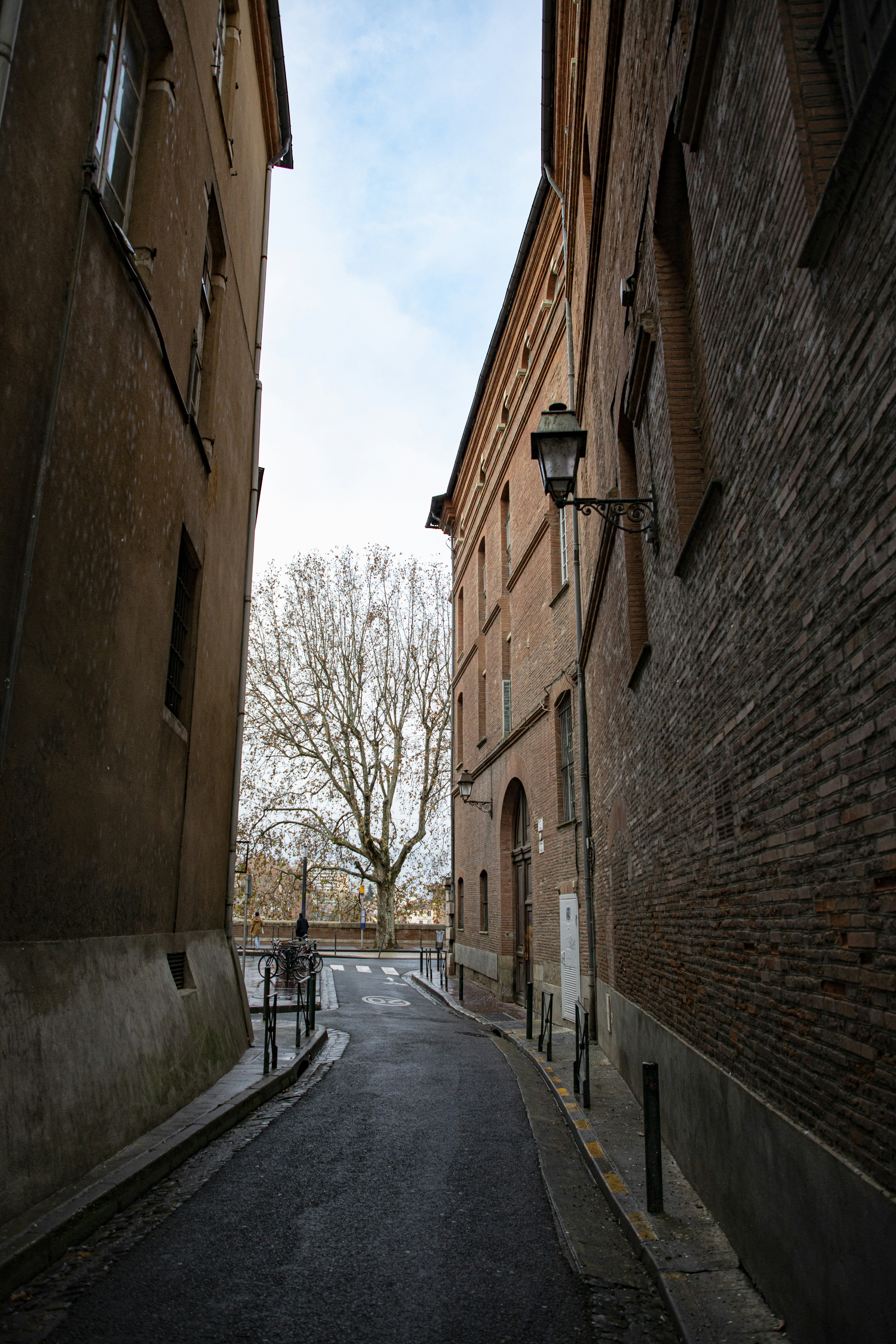 창작의 민주화가 낳은 새로운 직업은? - by CITYHOPPERS - 시티호퍼스, image size:3000x4500