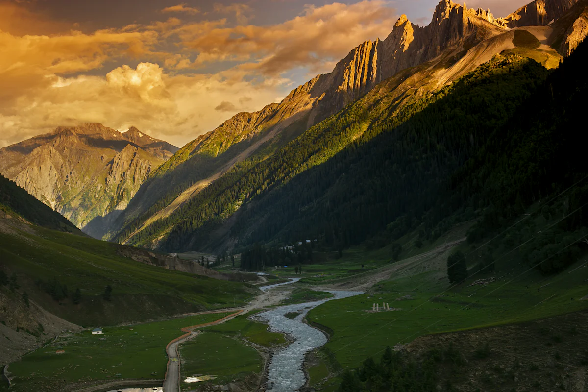 Warwan Valley