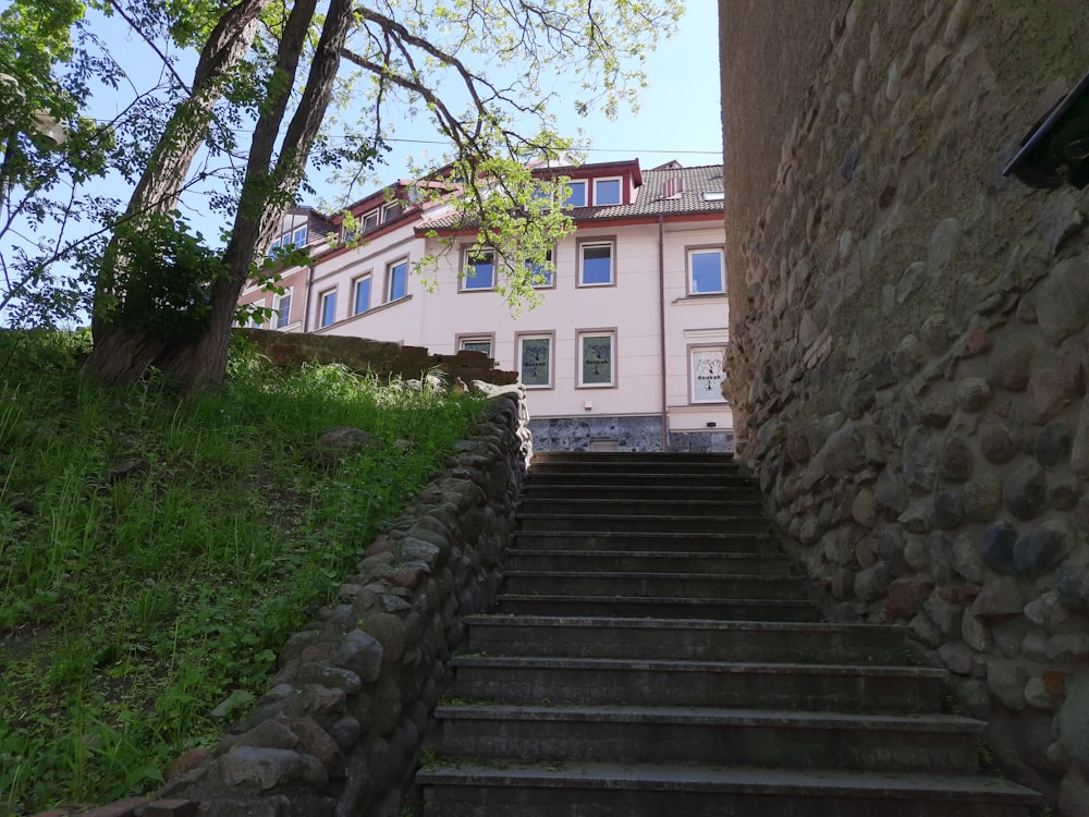 a set of stairs leading up to a building