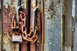 Cadenas et énigmes - escape game Hyères