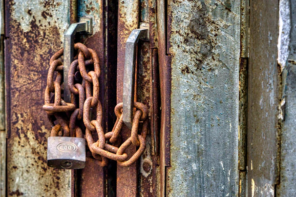 Cadenas et énigmes - escape game Hyères