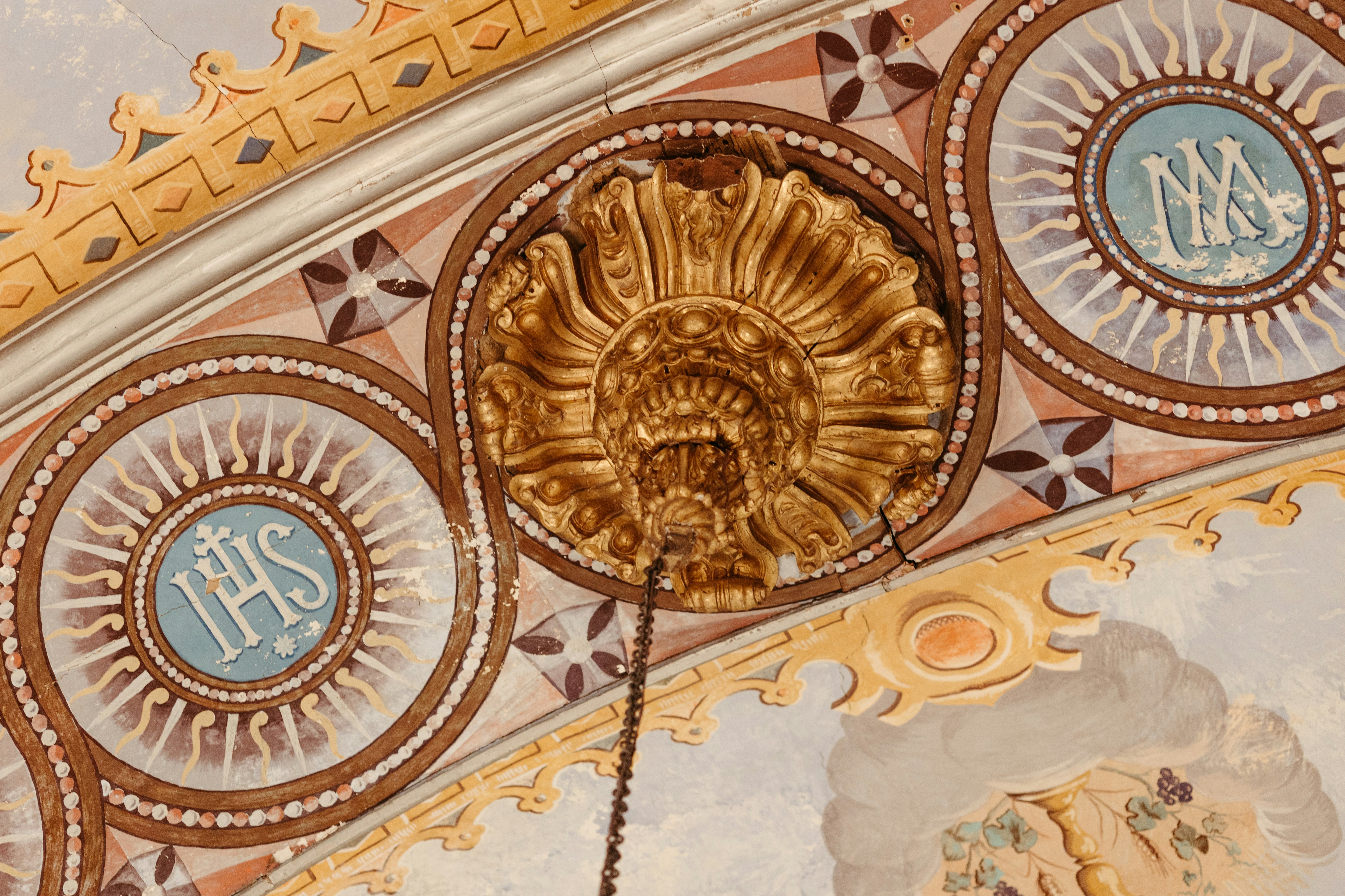 Photo by jonathanborba