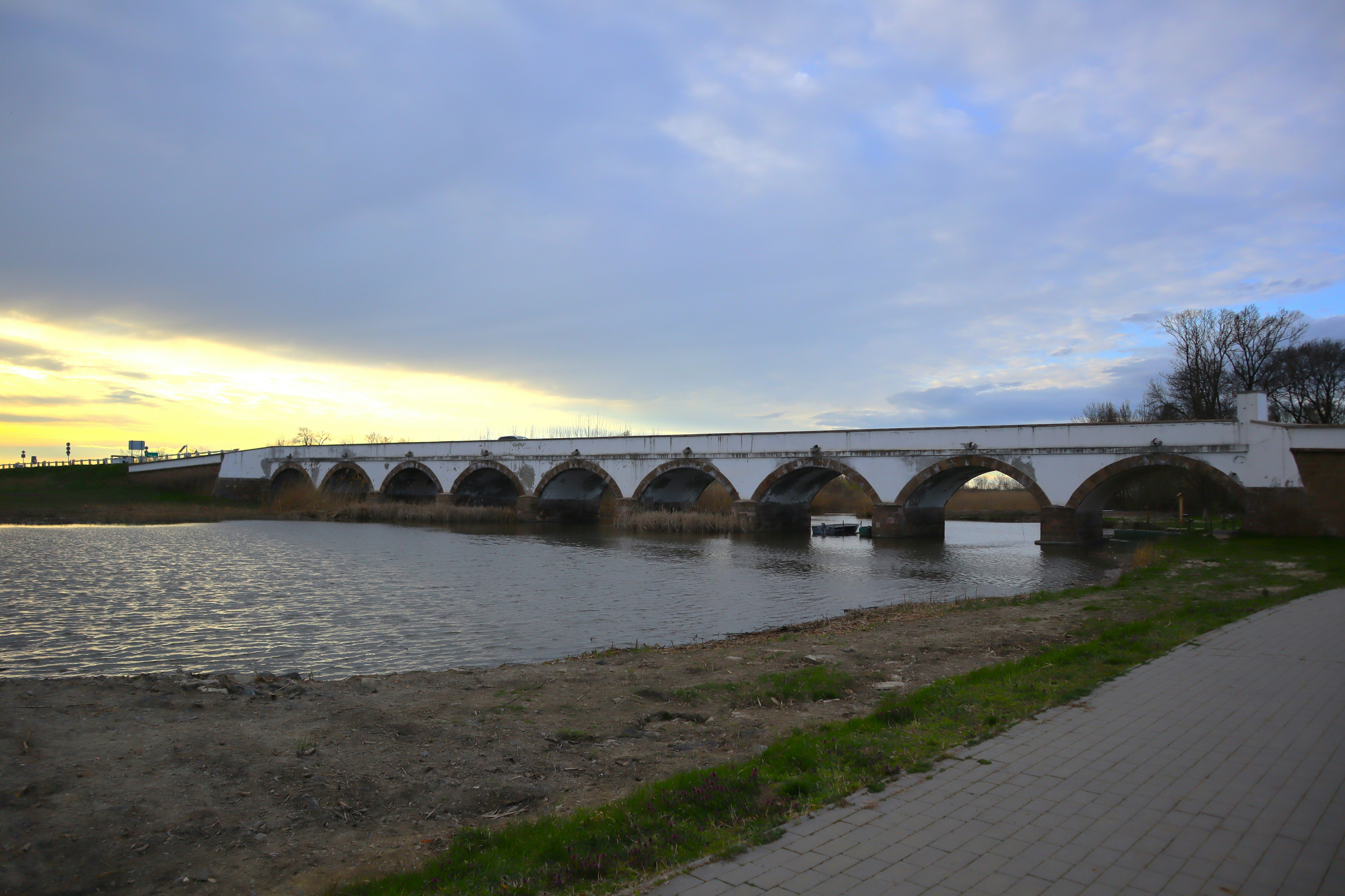 Photo by zoltanbiro1988