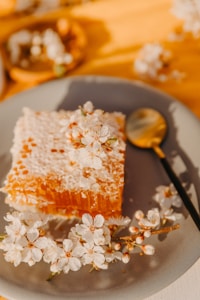 عسل طبيعي نقي