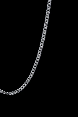 Chain-by-the-foot rolls demonstrating smooth, uniform links.