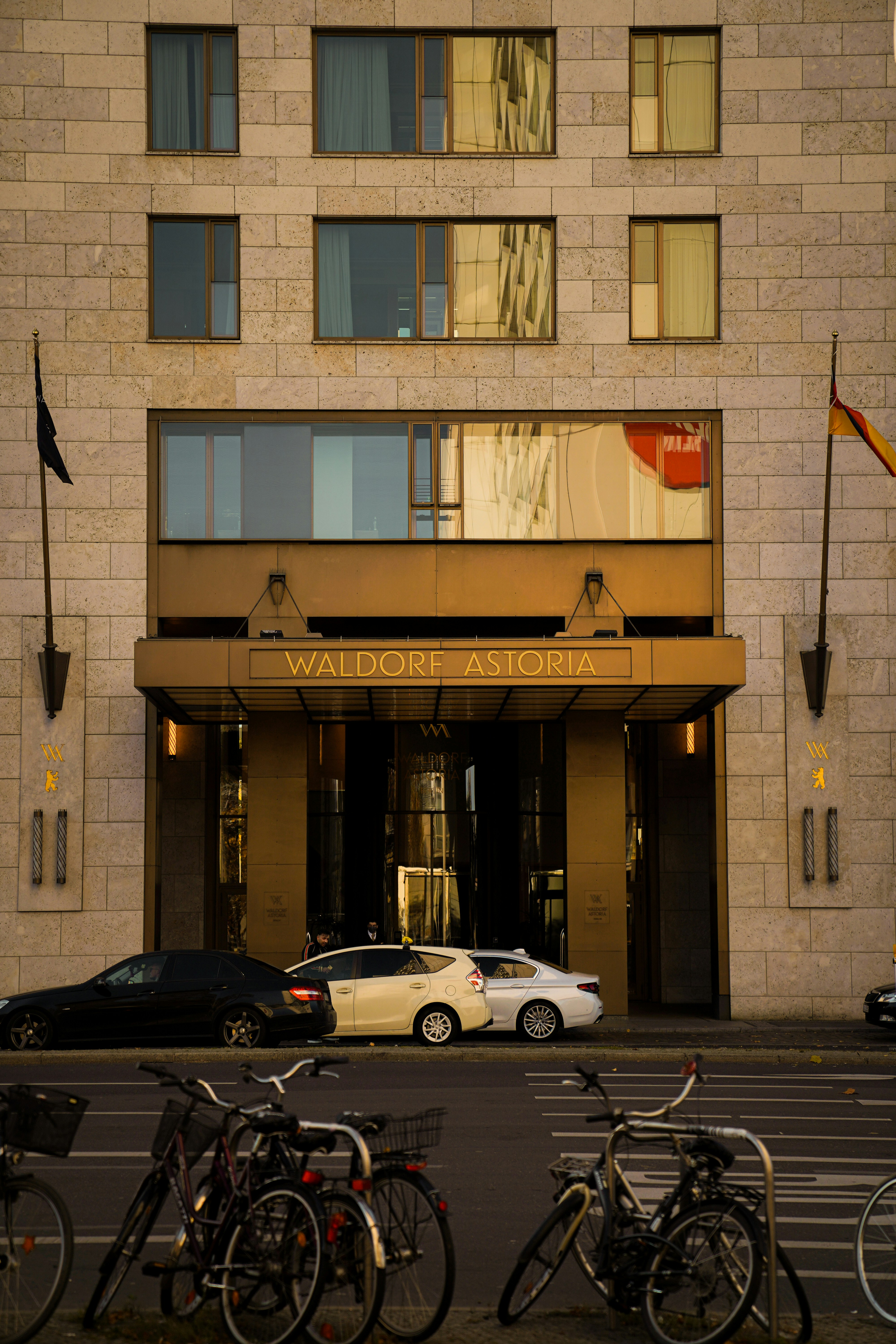 Hôtel César — Charleville-Mézières