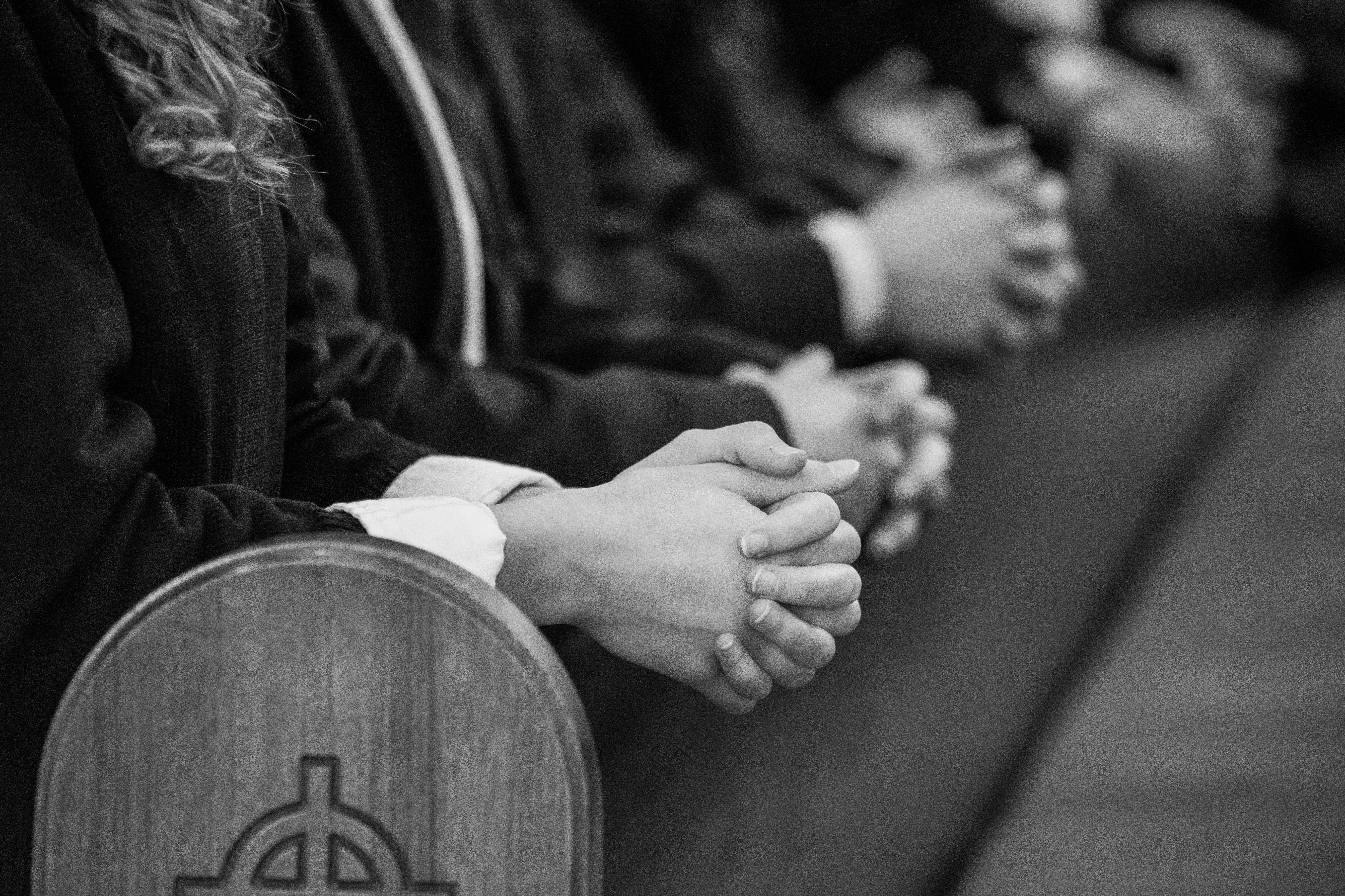 OMNE BONUM DESURSUM