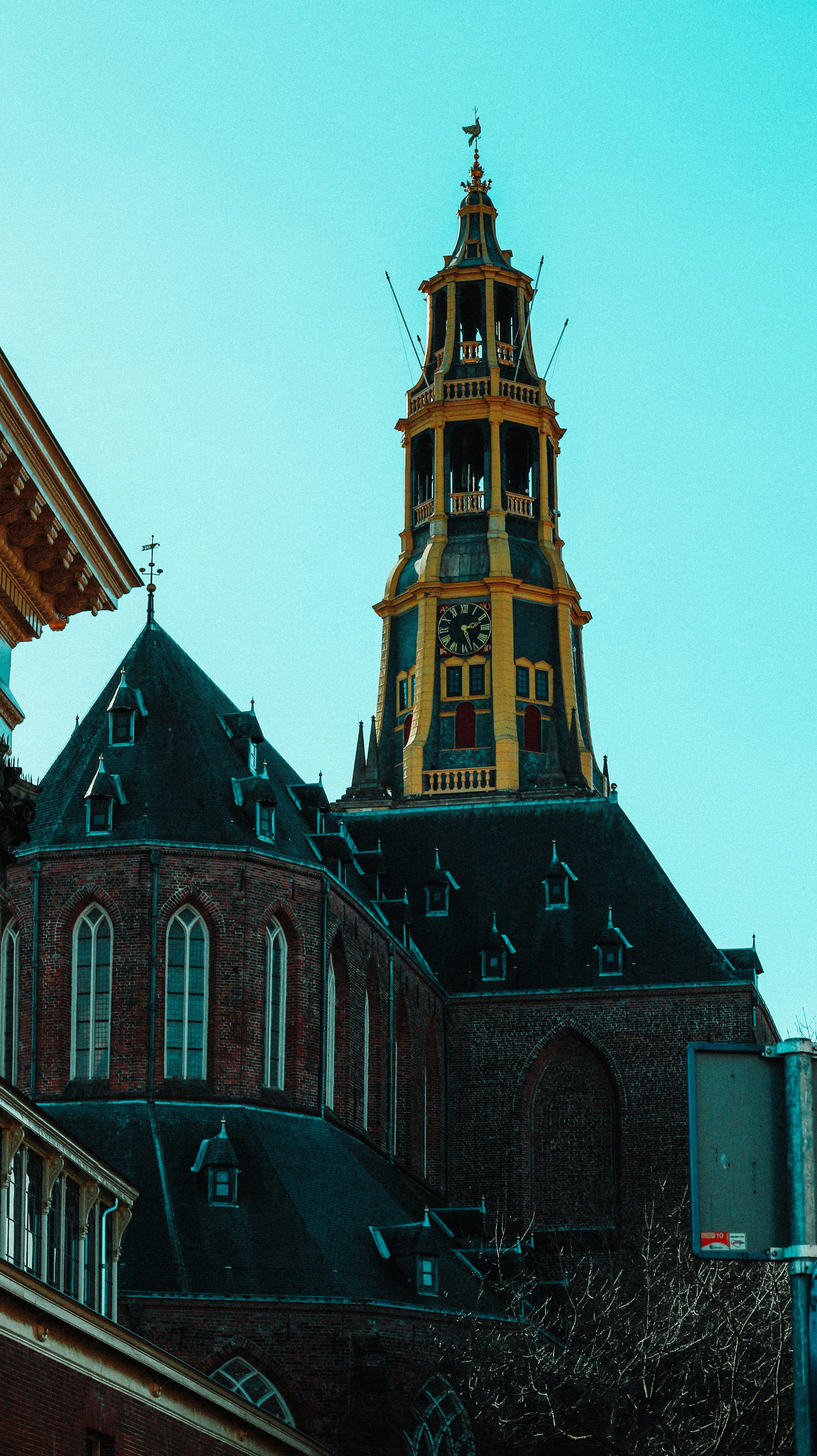 Photo by benjirokaneki