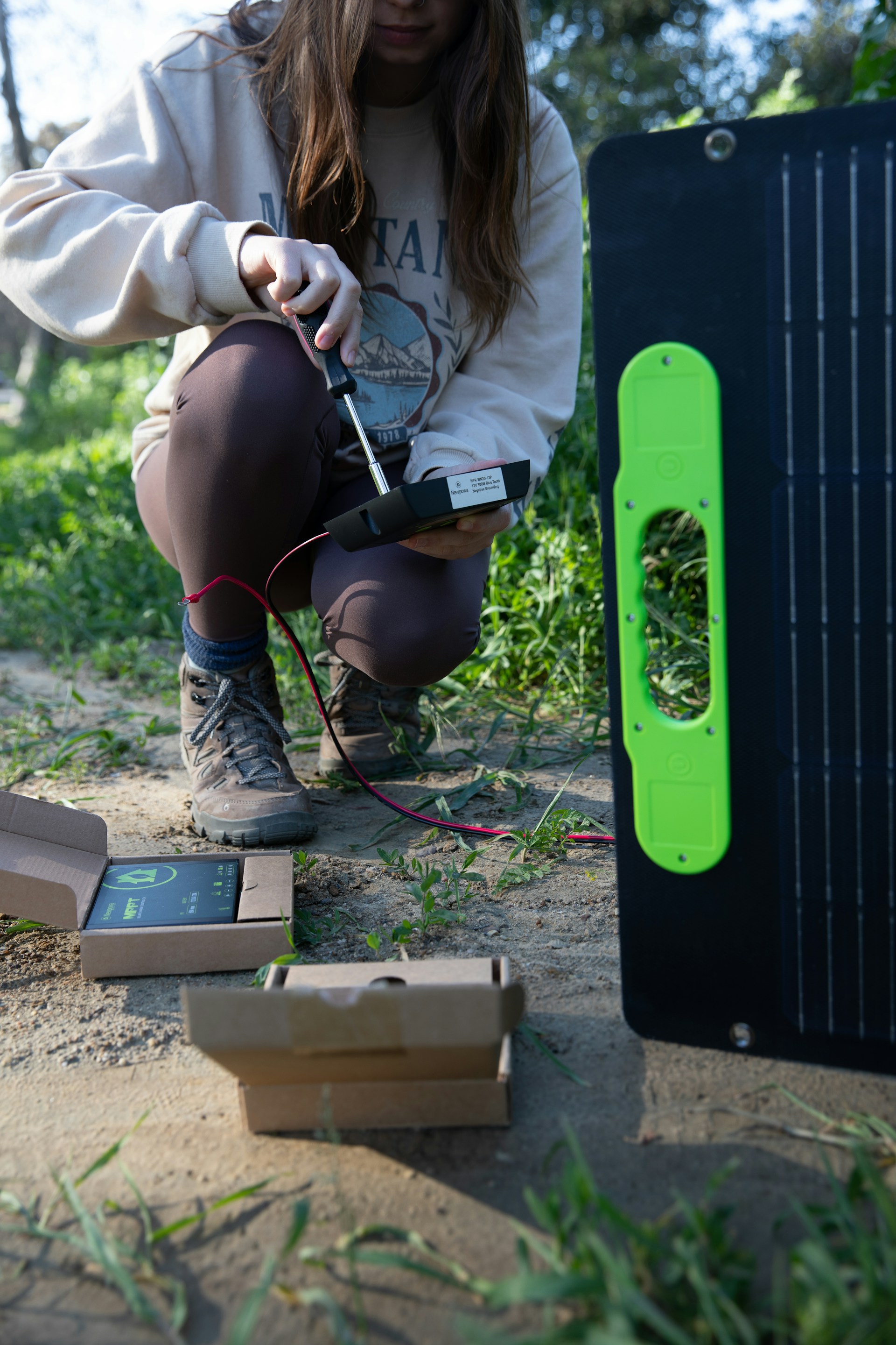 black and brown leather padded tub sofa