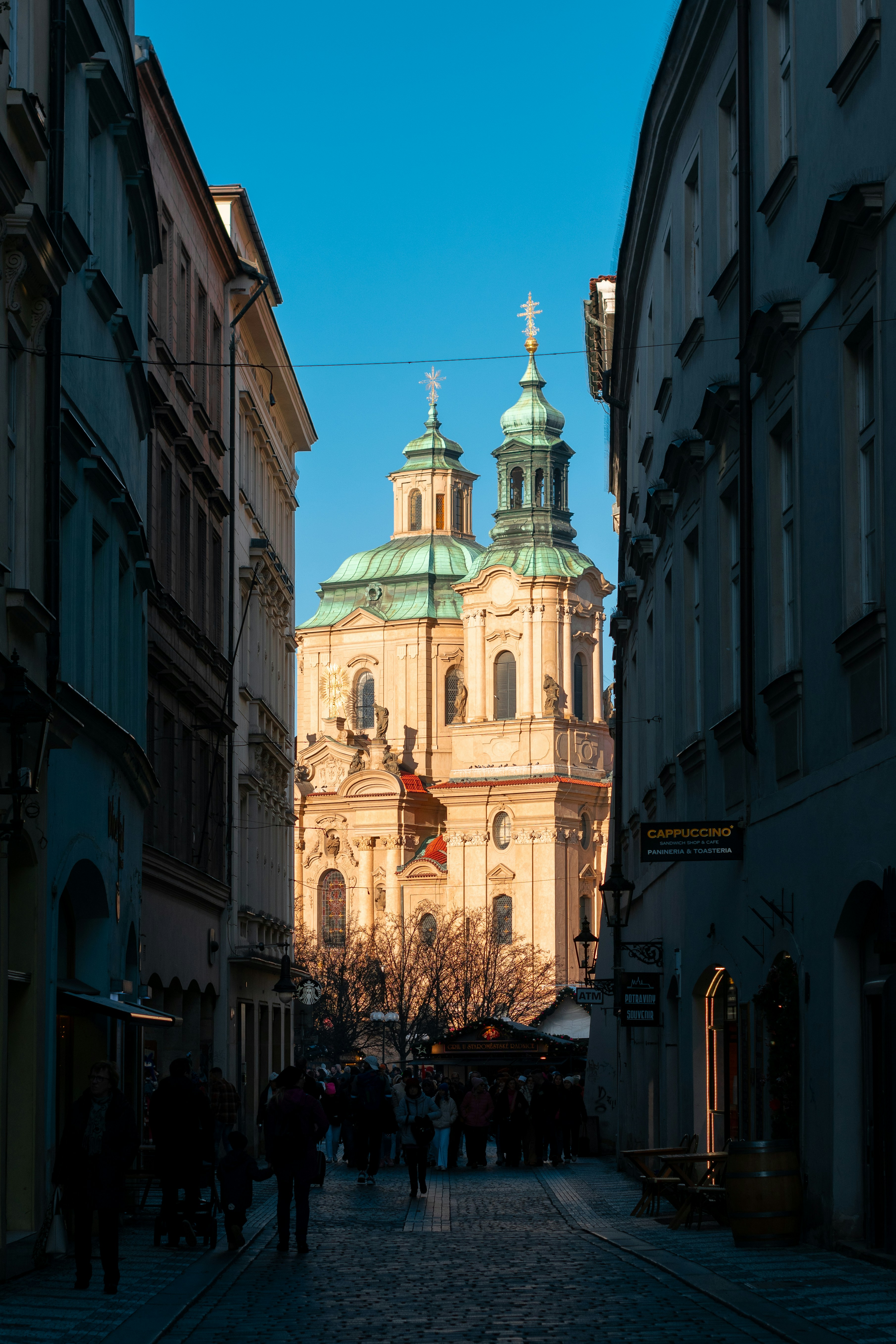 Photo by heellincorp