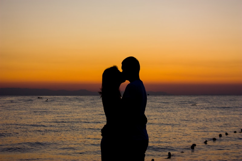 Waterfront kiss