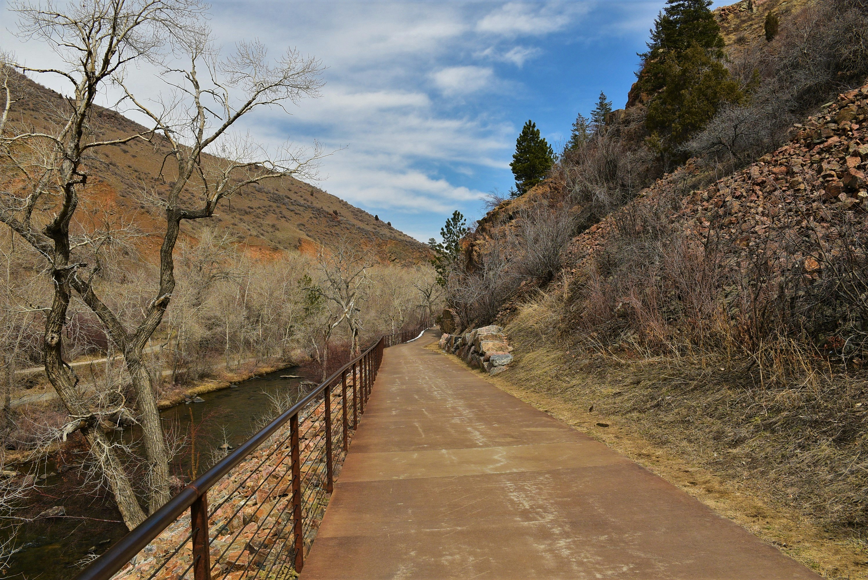 photo-1680203919793-0163c884e058?ixid=M3wxMjA3fDB8MXxzZWFyY2h8MTEwfHxnb2xkZW4lMjB3aGF0c2FwcHxlbnwwfHx8fDE3MzkwNTM1OTF8MA%5Cu0026ixlib=rb-4.0.3