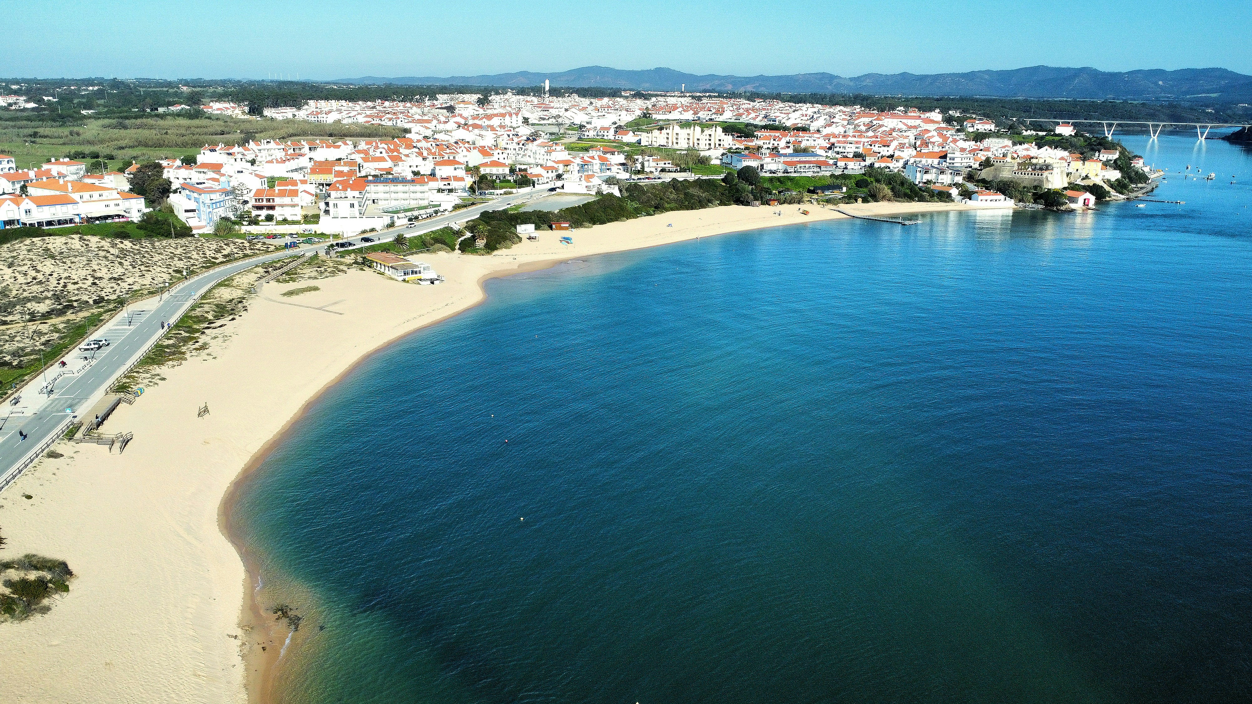 Stay online in the Portugal with a prepaid eSIM from eSIMlii. Instant activation, no roaming charges, and reliable coverage.