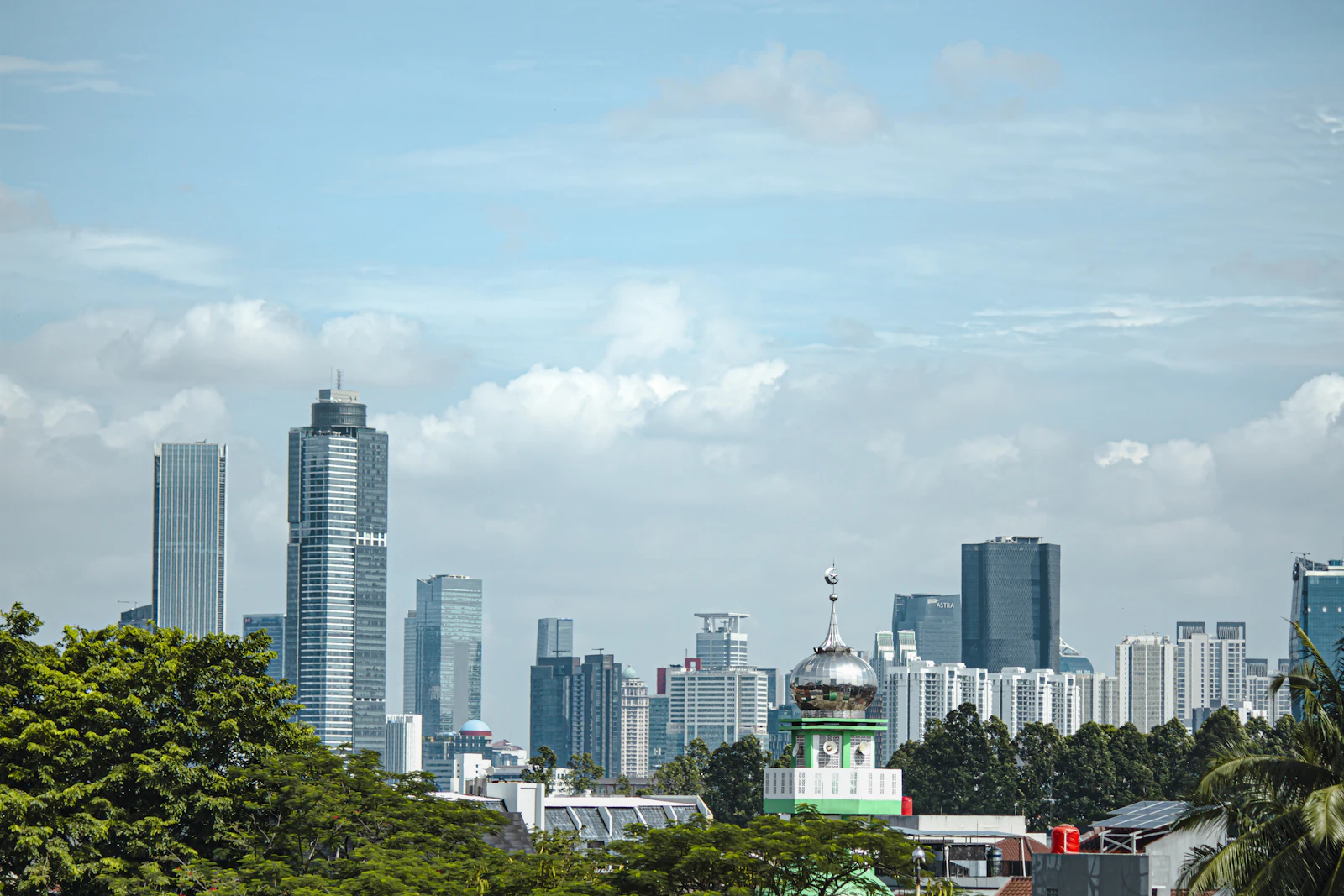 The Ritz-Carlton, Jakarta, Pacific Place Earns Regional Recognition