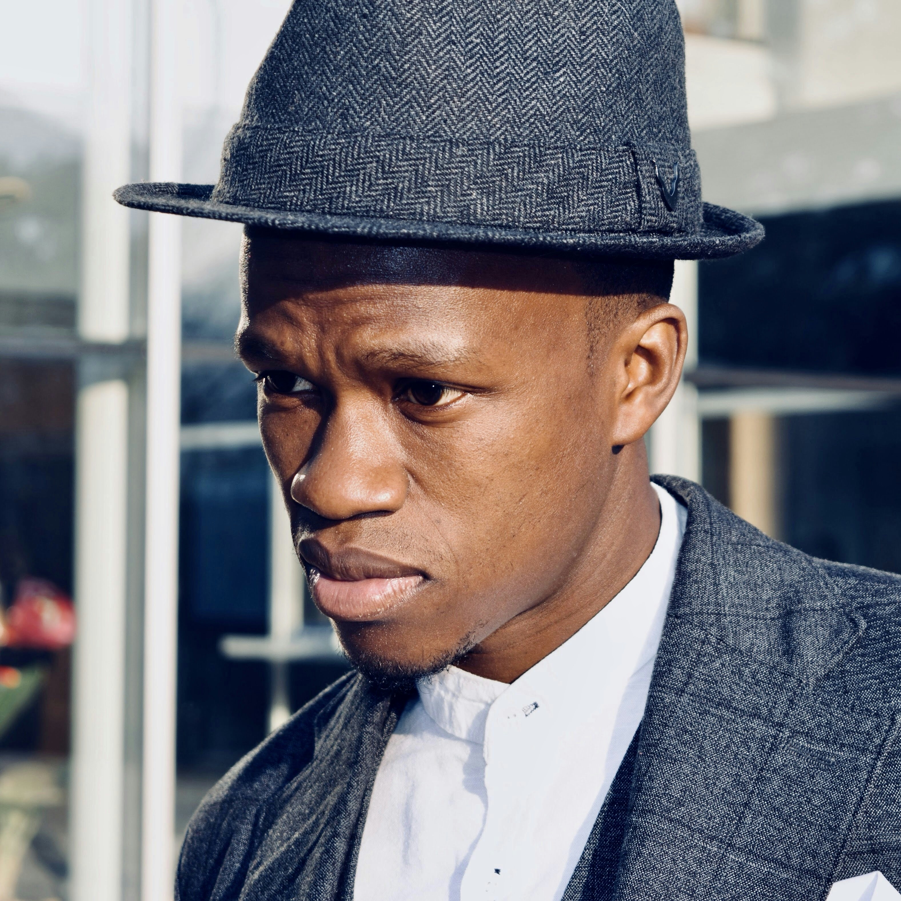 Photo by mikachavala