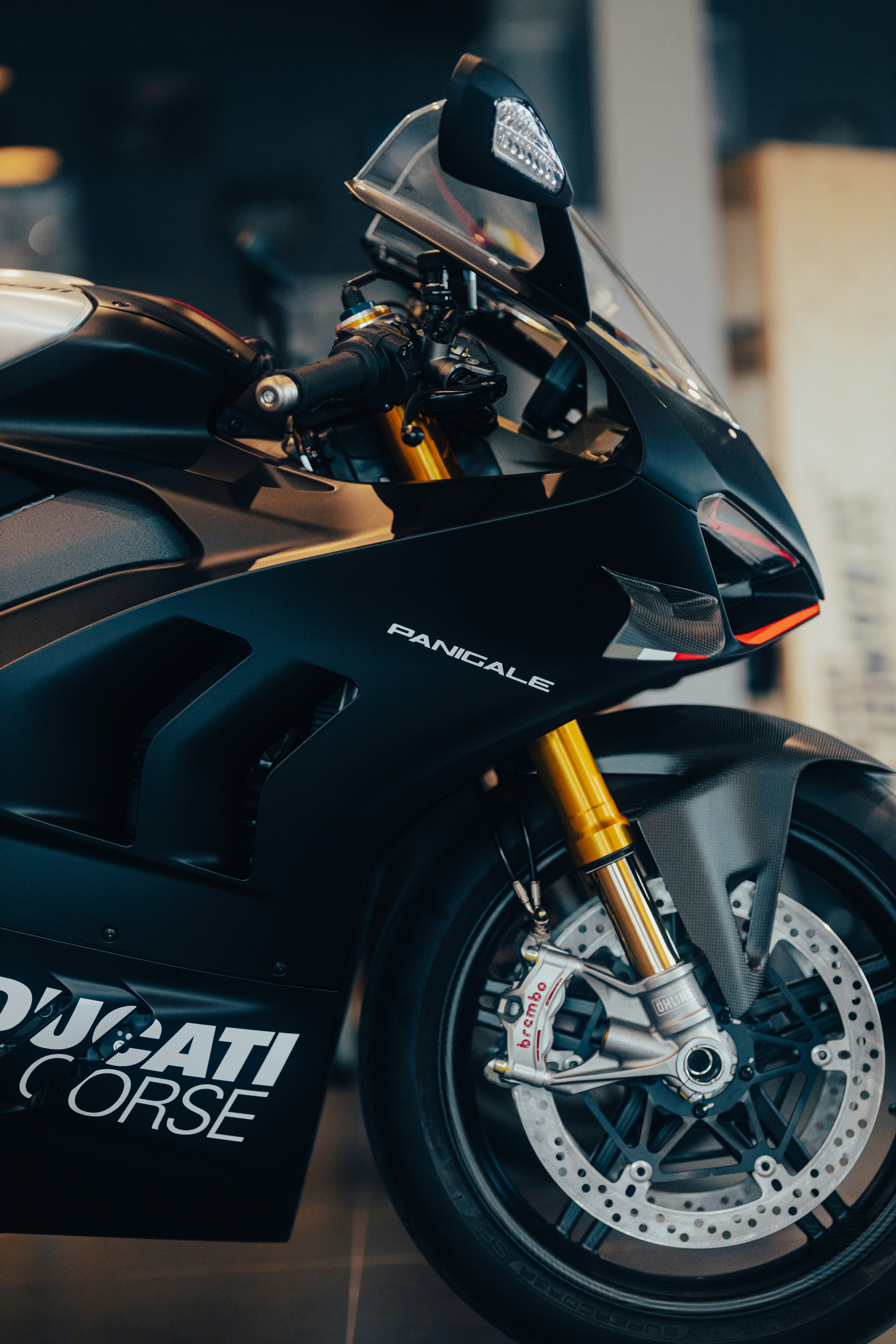 Photo by lorenzohamers