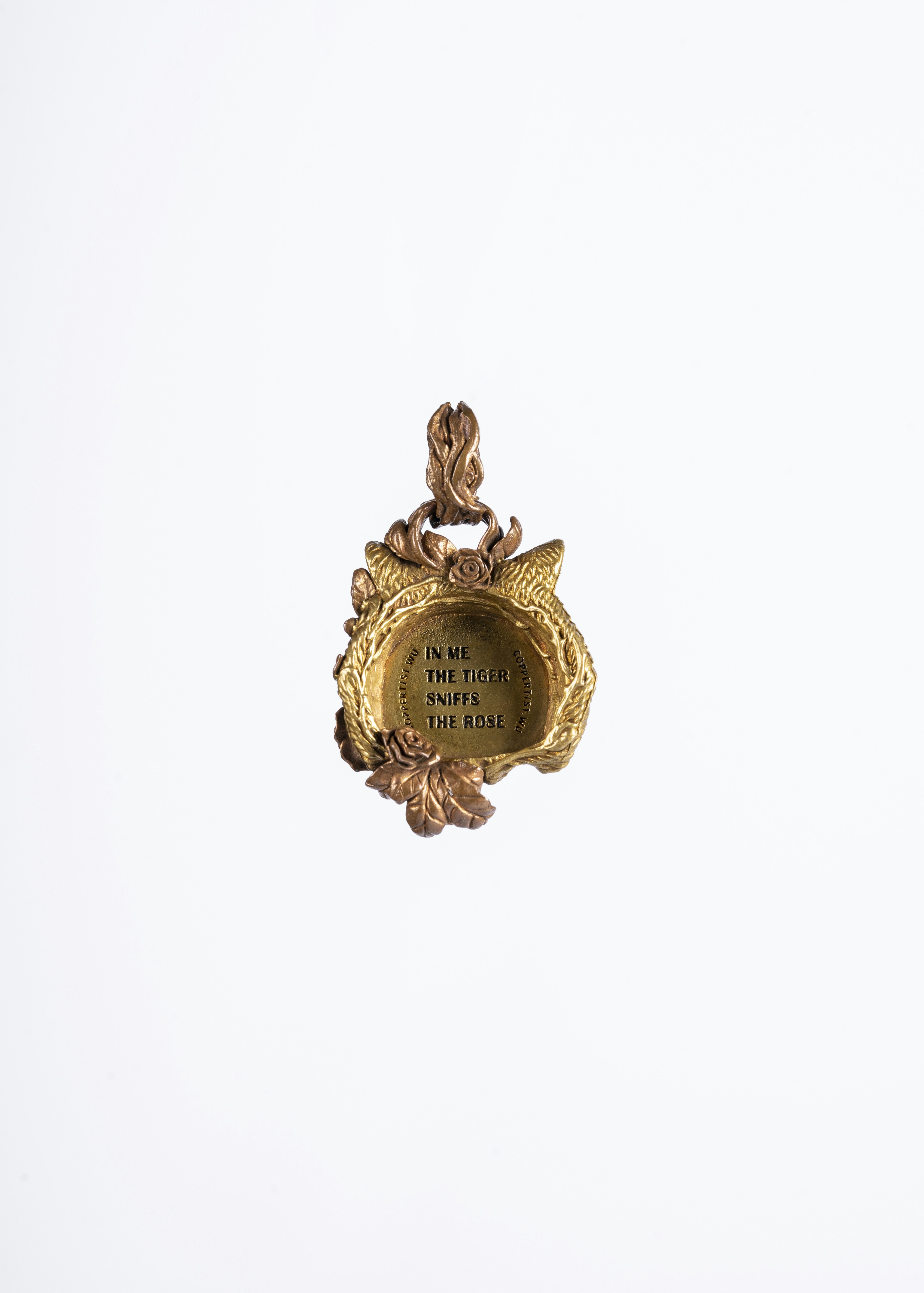 Photo by coppertistwu