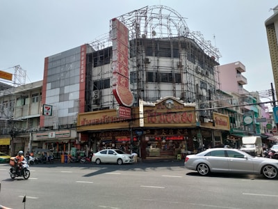 A dash-cam view capturing the excitement of a busy Thai intersection.