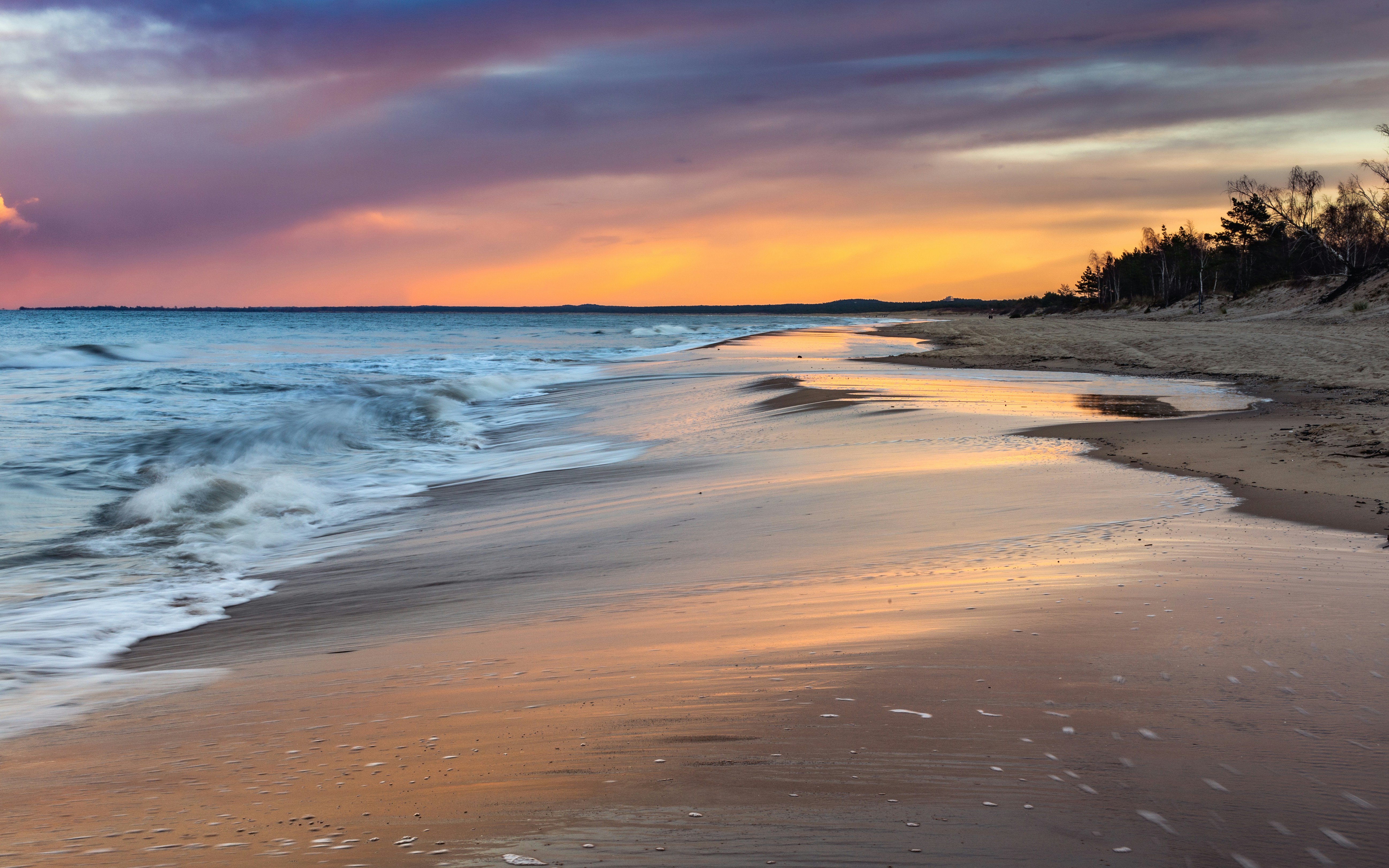 Photo by marekpiwnicki