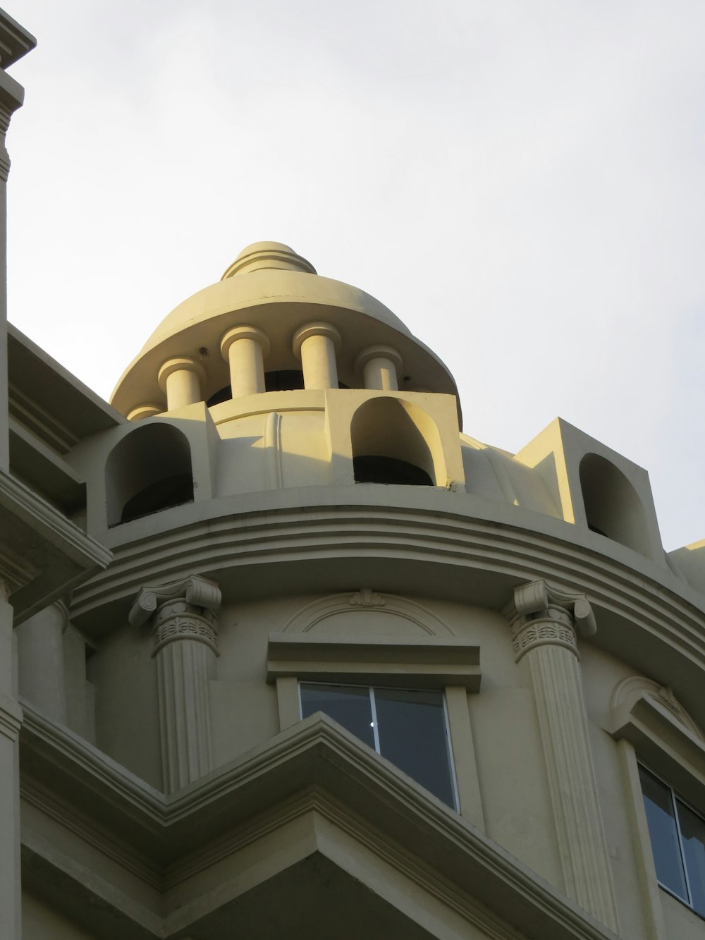 a building with a dome on top of it