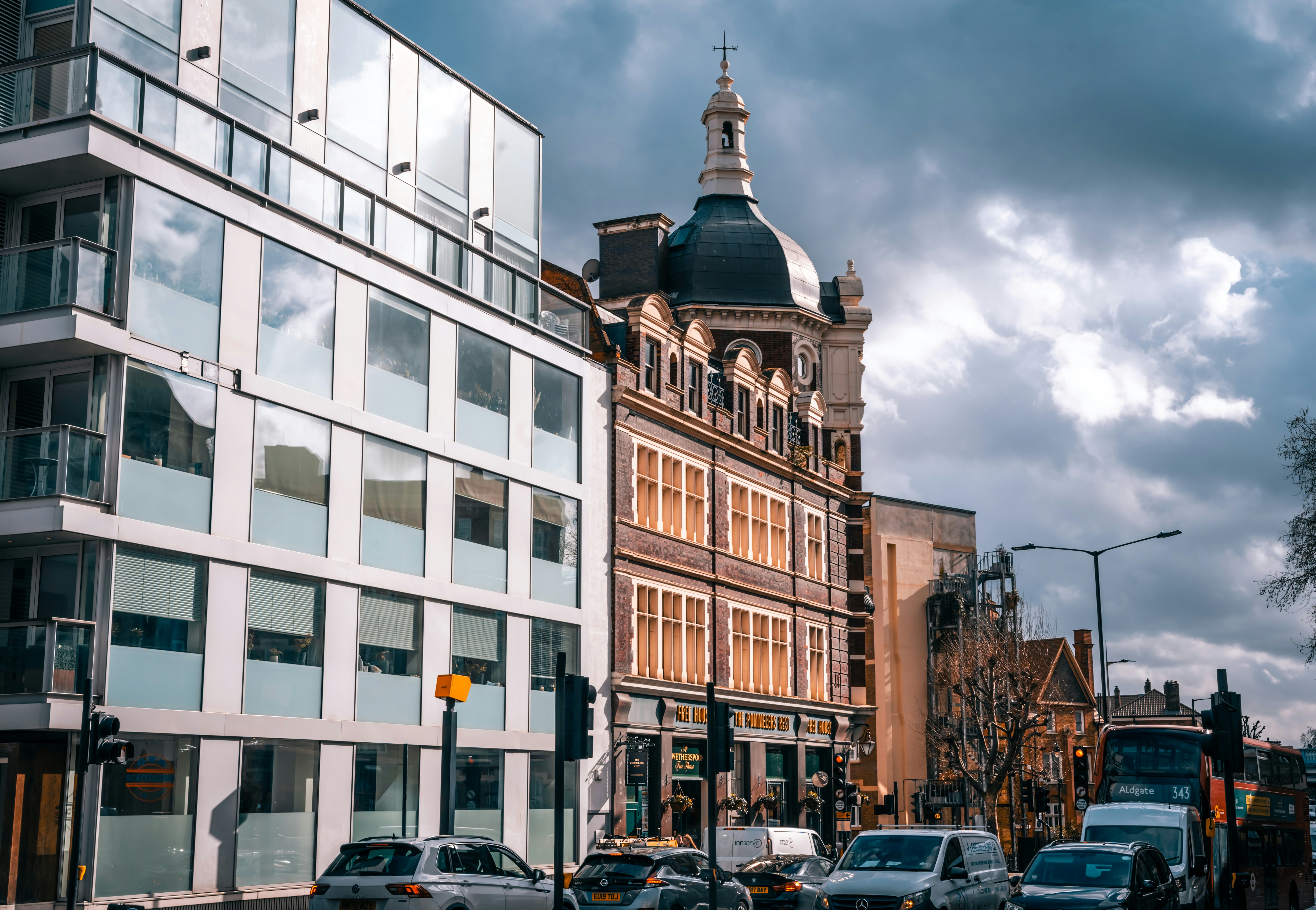 Photo by dixitdhinakaran