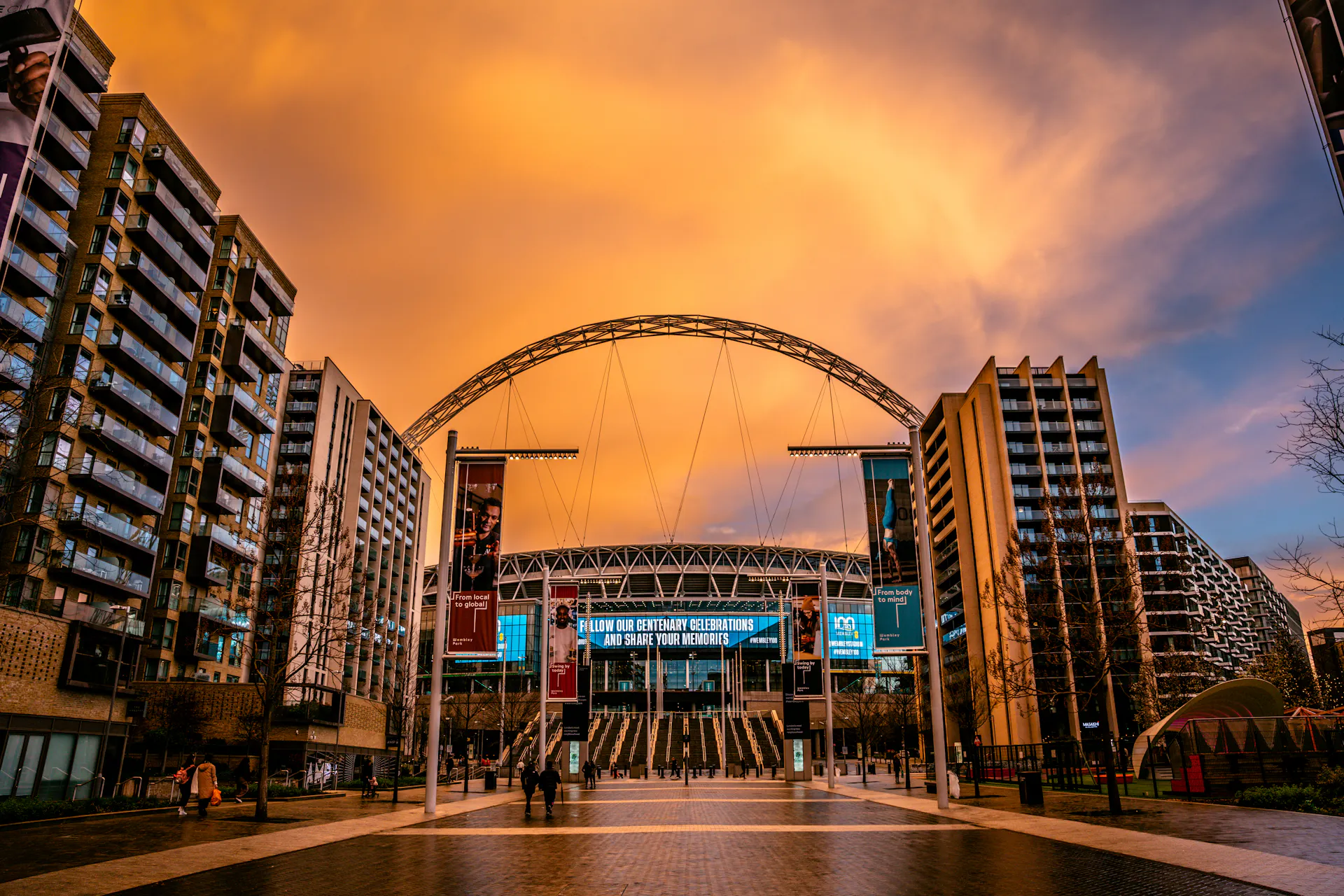 EFL Championship Playoff Final 2033 countdown header photo