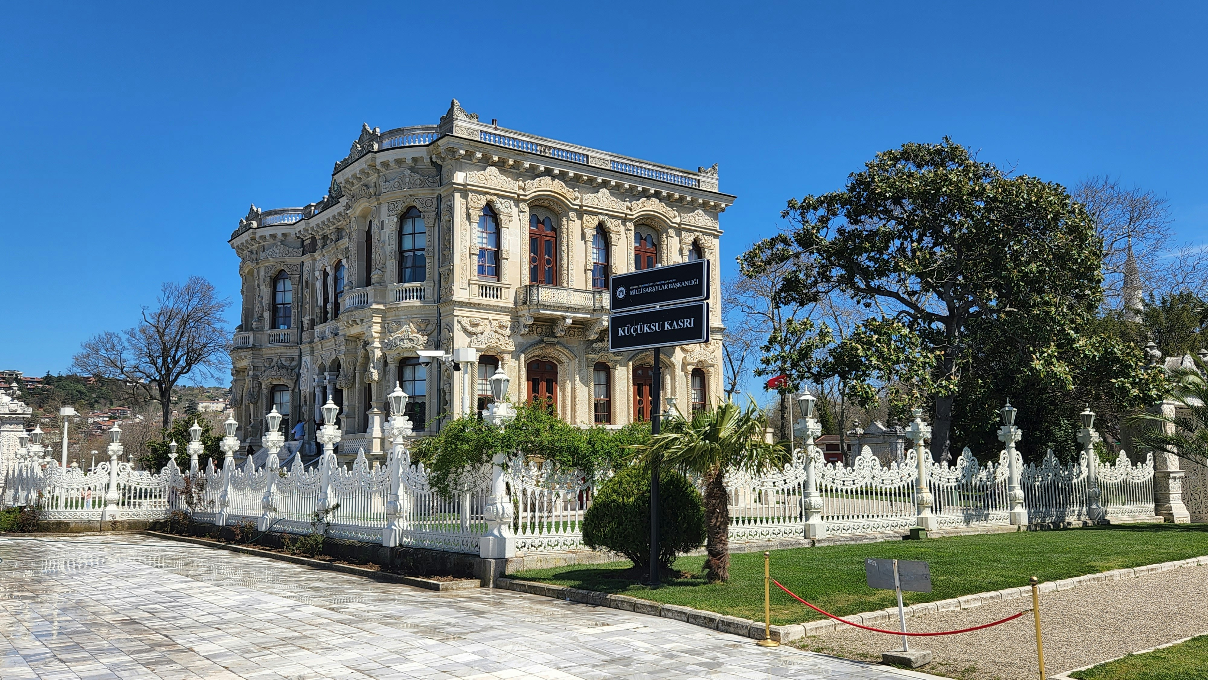 Photo by rentotransfer