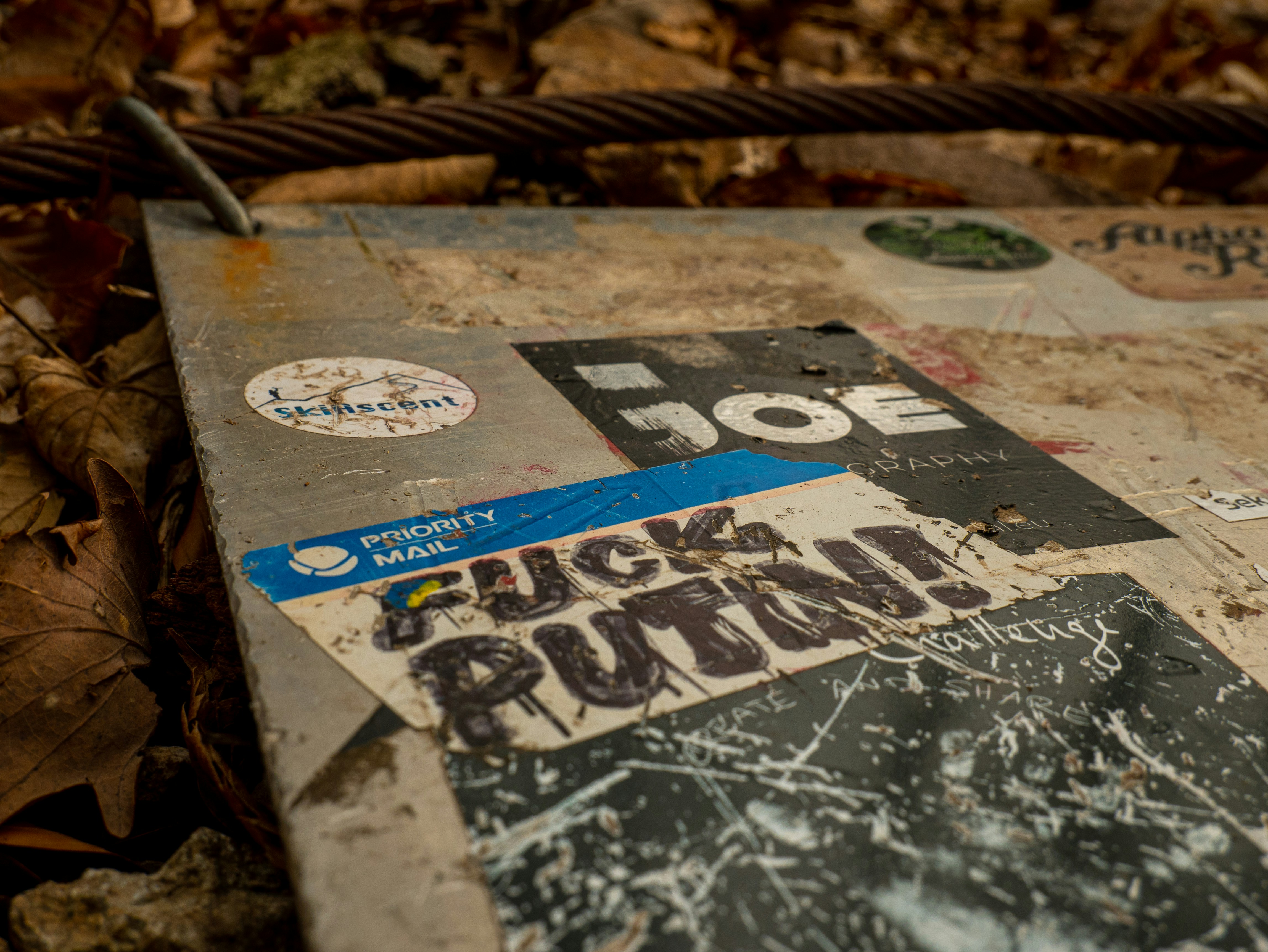 Cách Bảo Vệ Decal In Nhanh Khỏi Tác Động Môi Trường