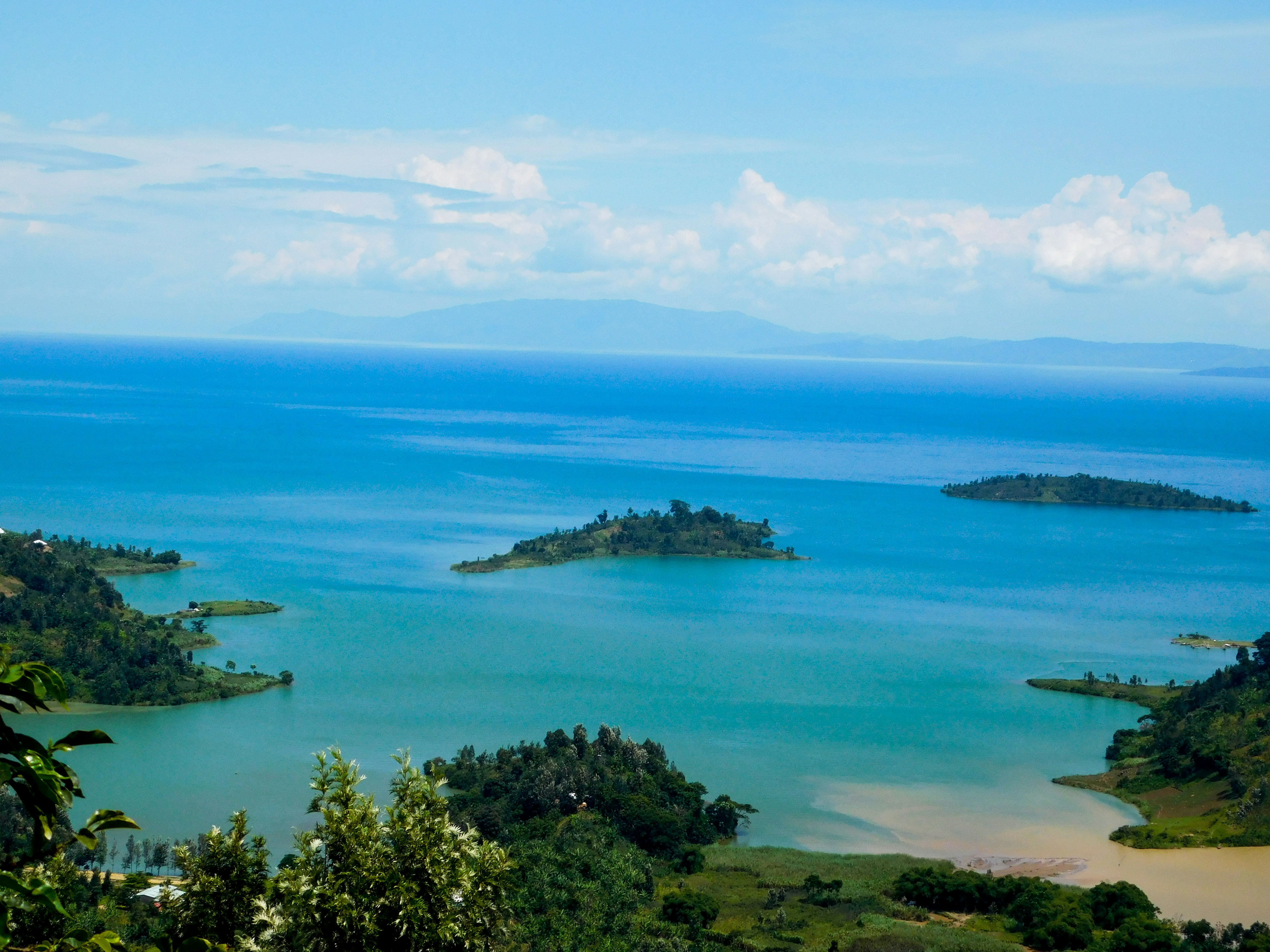 Rwanda Safaris and Tours for Travelers from Singapore