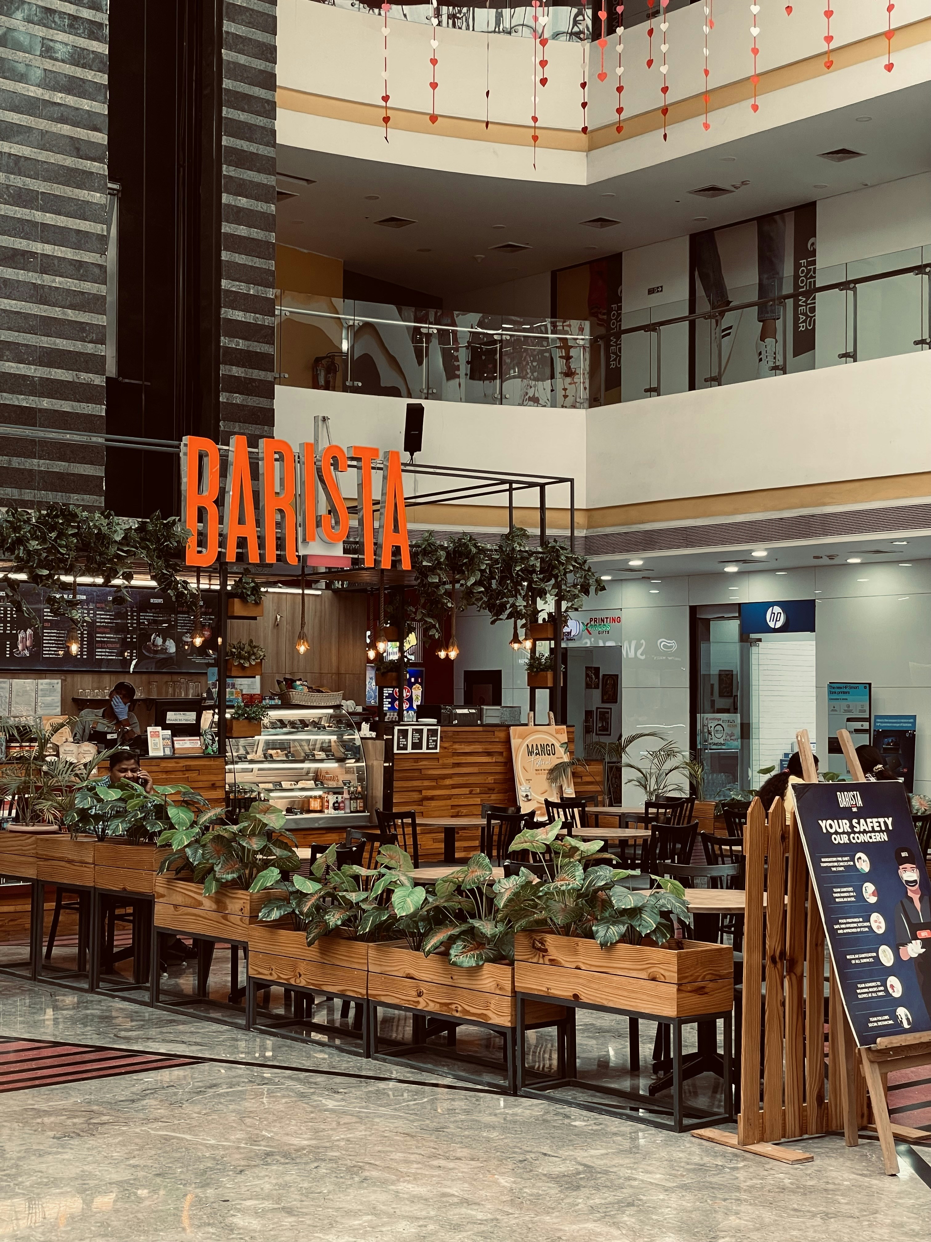 Exploring Your Coffee Preferences: Dark, Hot, or Cold?