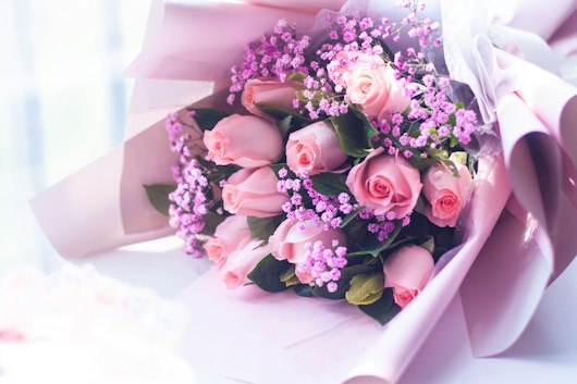 Arreglo de rosas rosadas