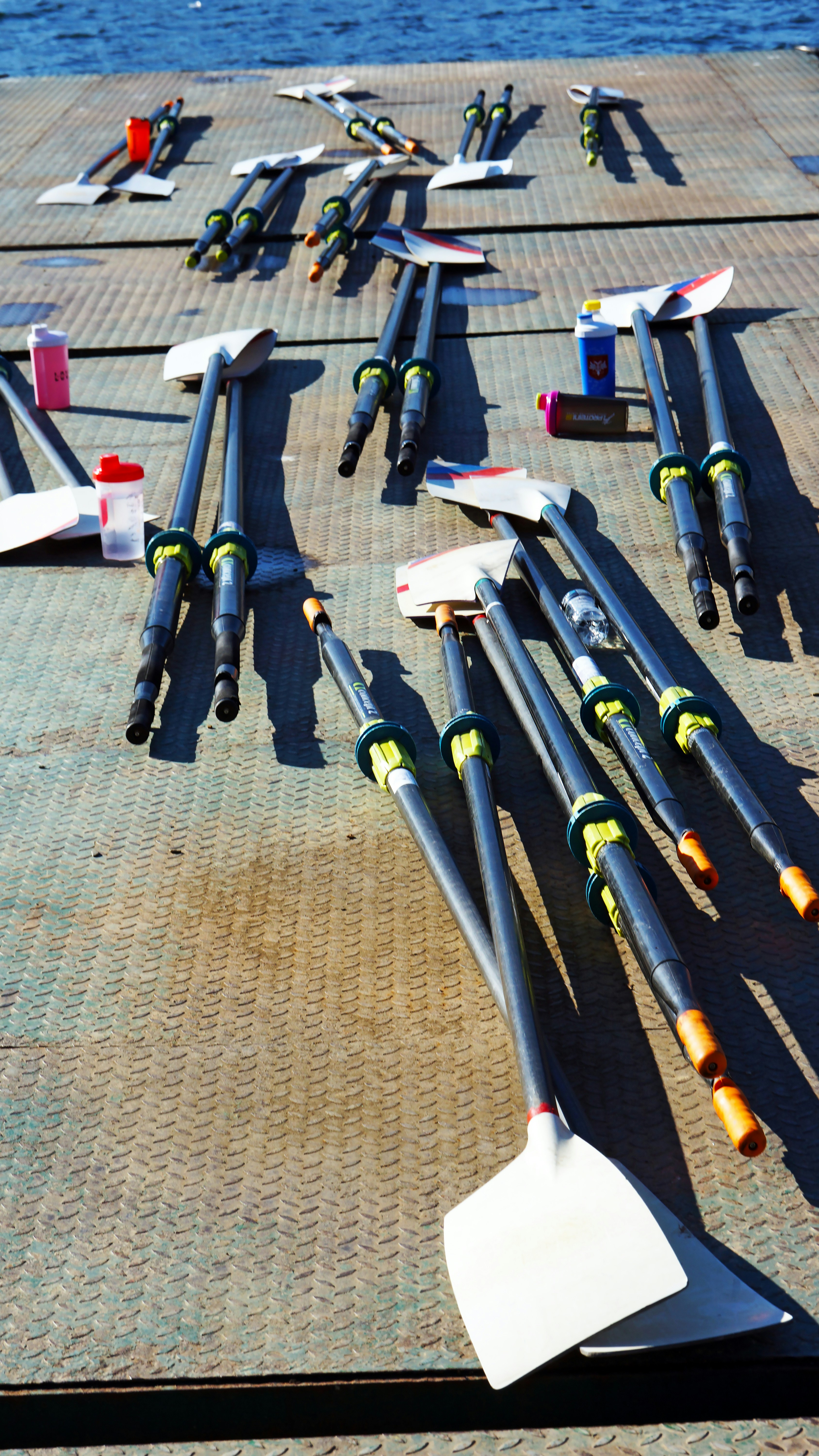 a bunch of tools that are laying on the ground