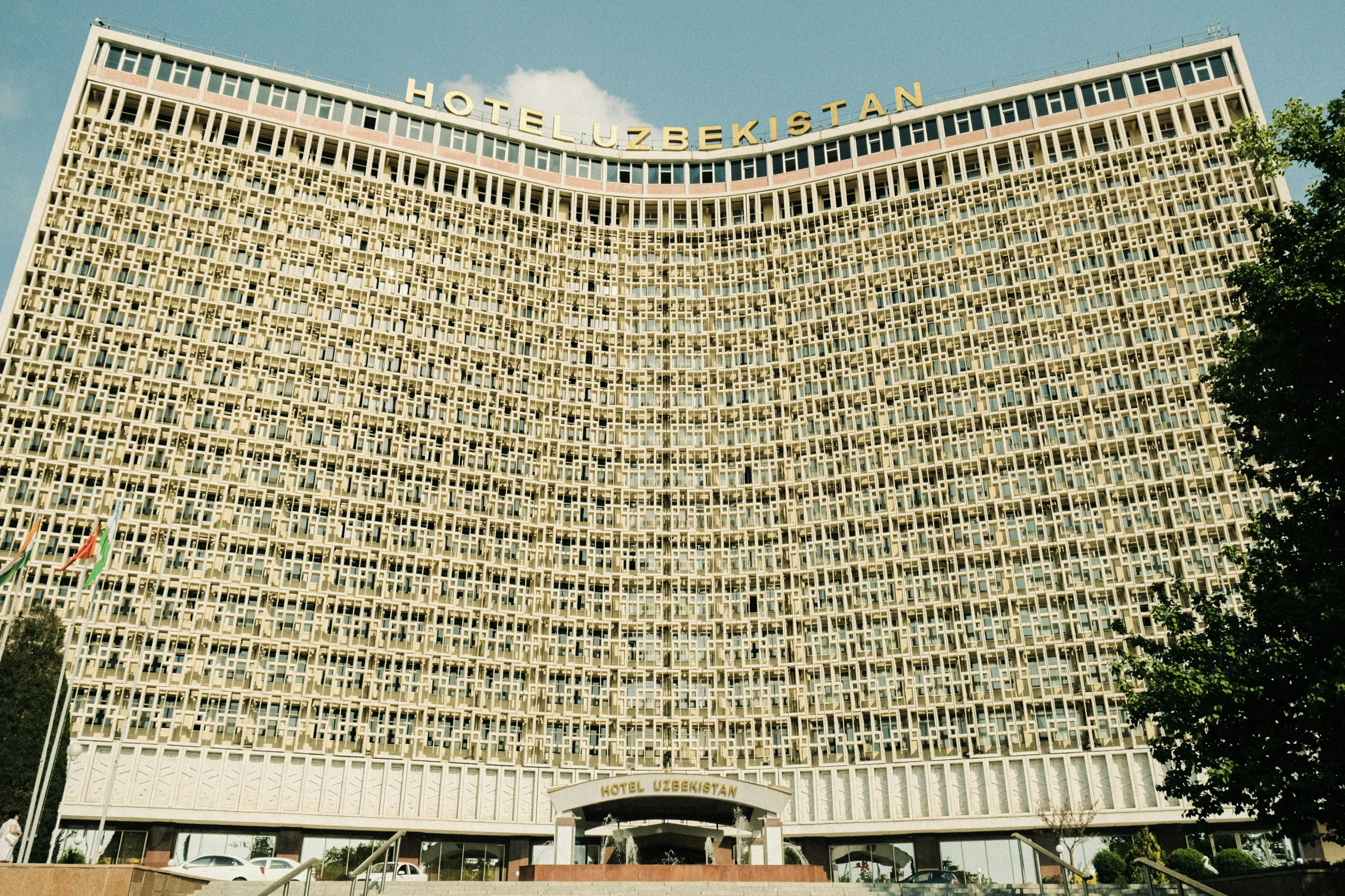 ودّع التعقيدات! خطوات سريعة لإتمام زواج الأجانب في أوزبكستان