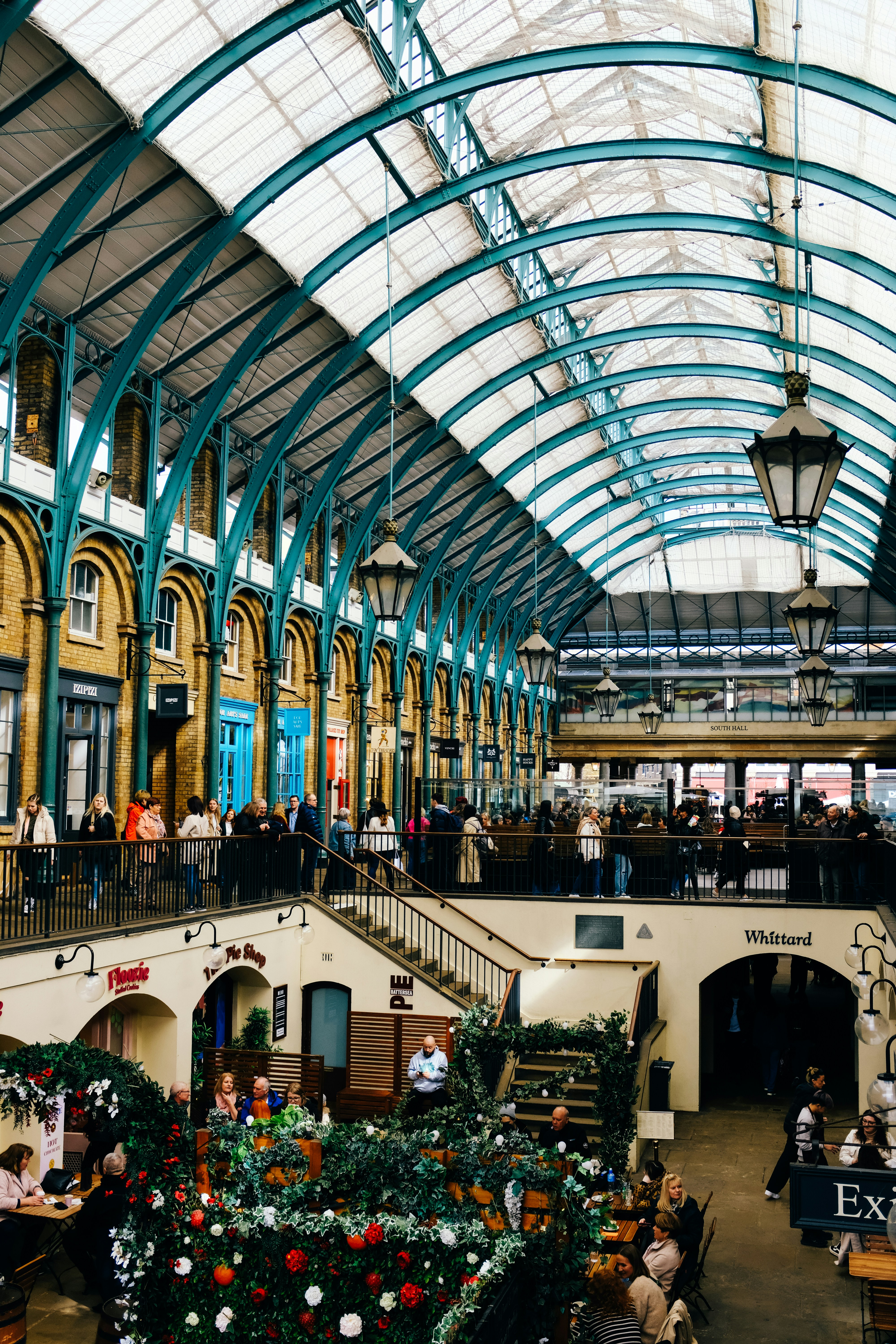 Photo by adrienolichon