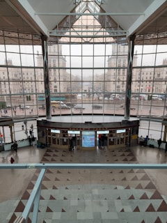 Commercial space with large windows and street access