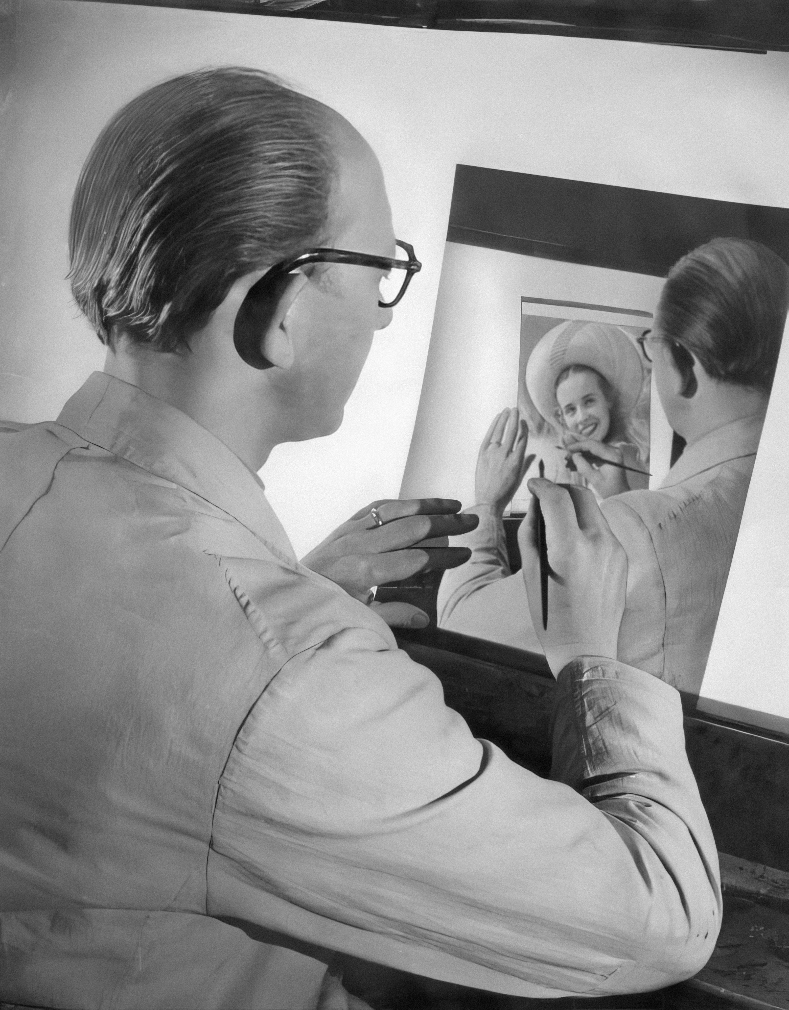 Early celebrity portrait commissions