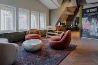 An inviting lounge area where players relax between games with drinks and smiles.