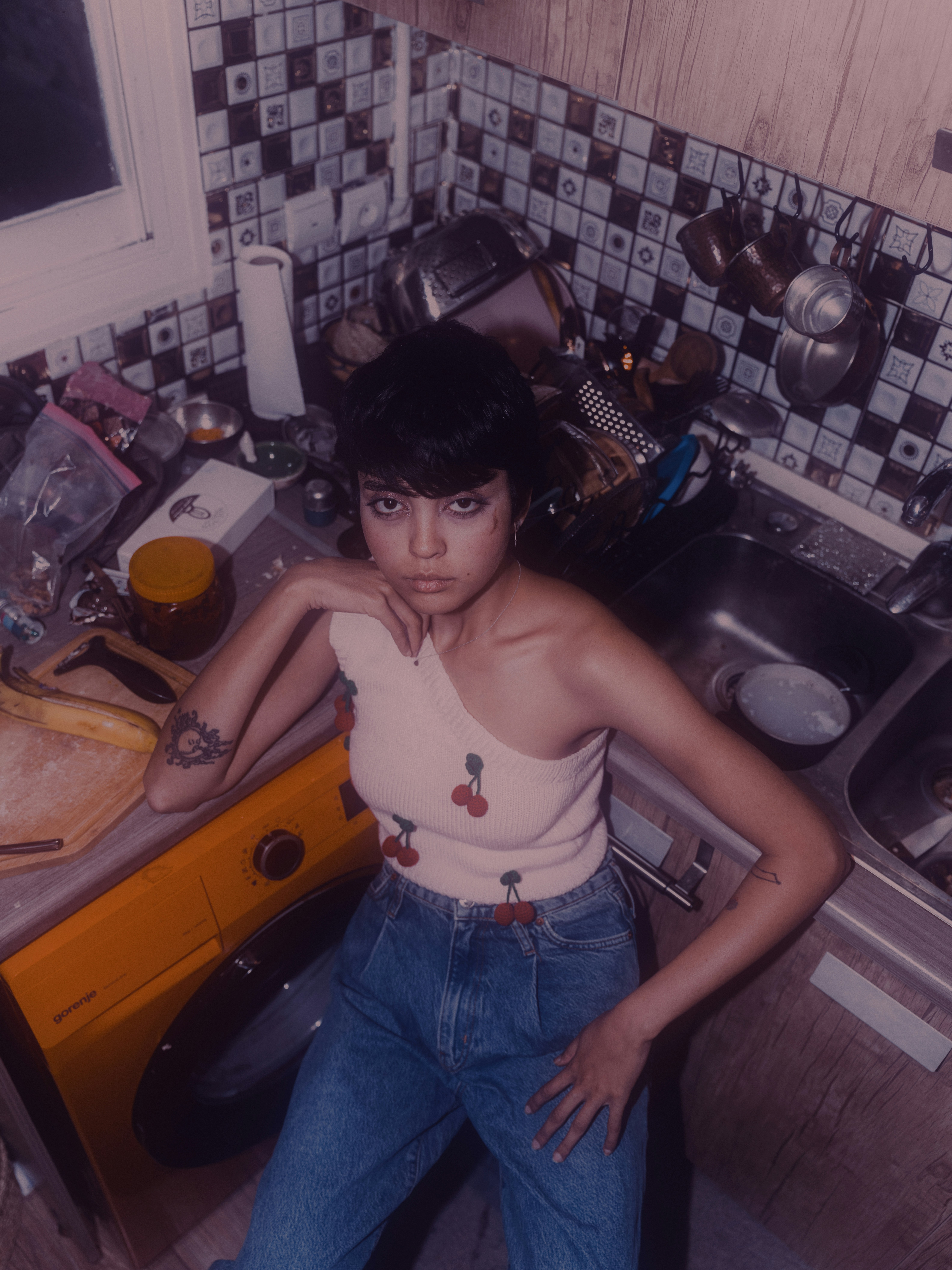 kitchen wallpaper aesthetic, wallpaper, Small Kitchen Ideas with Wall Art 6