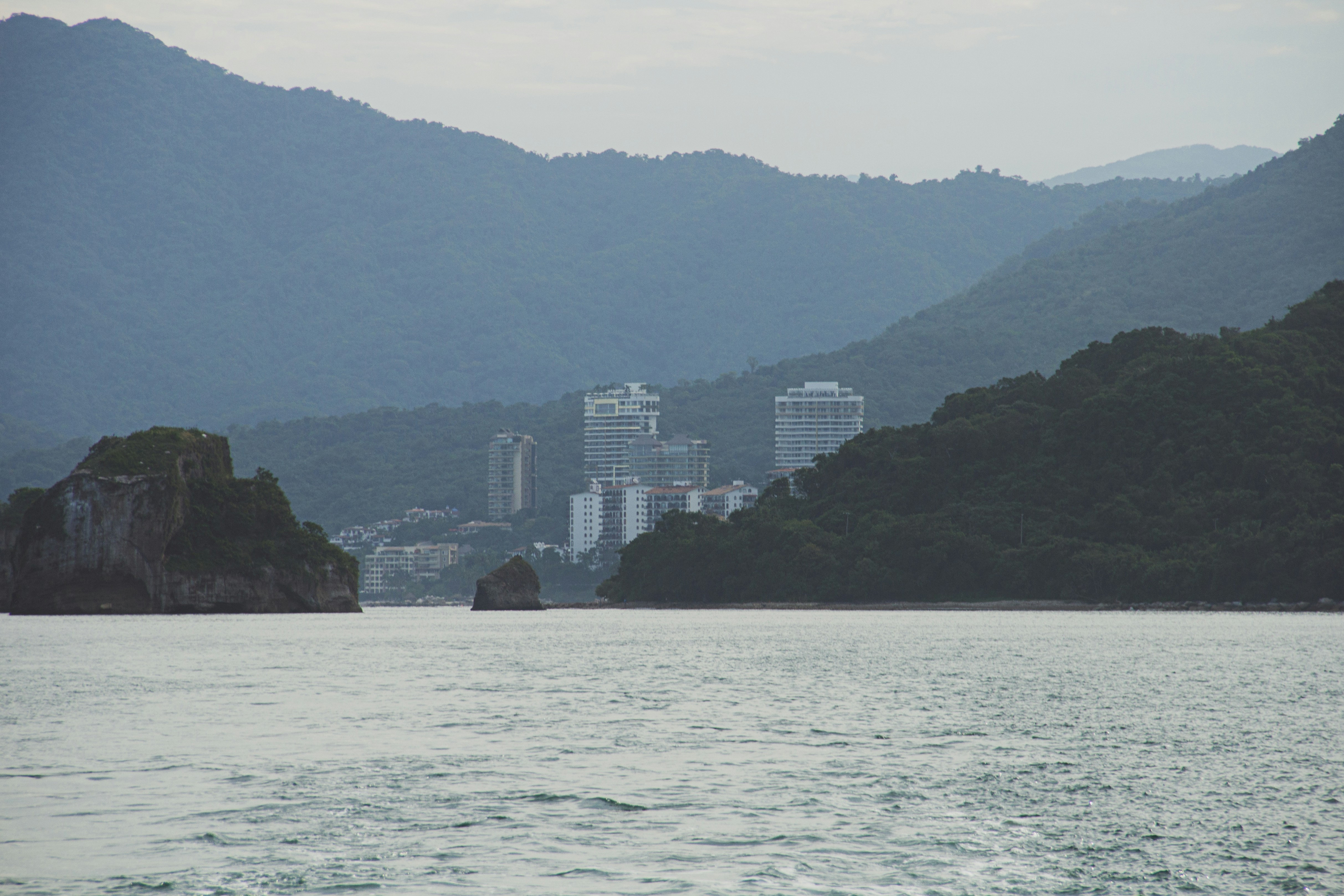 ✨ Viaje Sin Escalas: Puerto Vallarta desde $1,530 MXN.