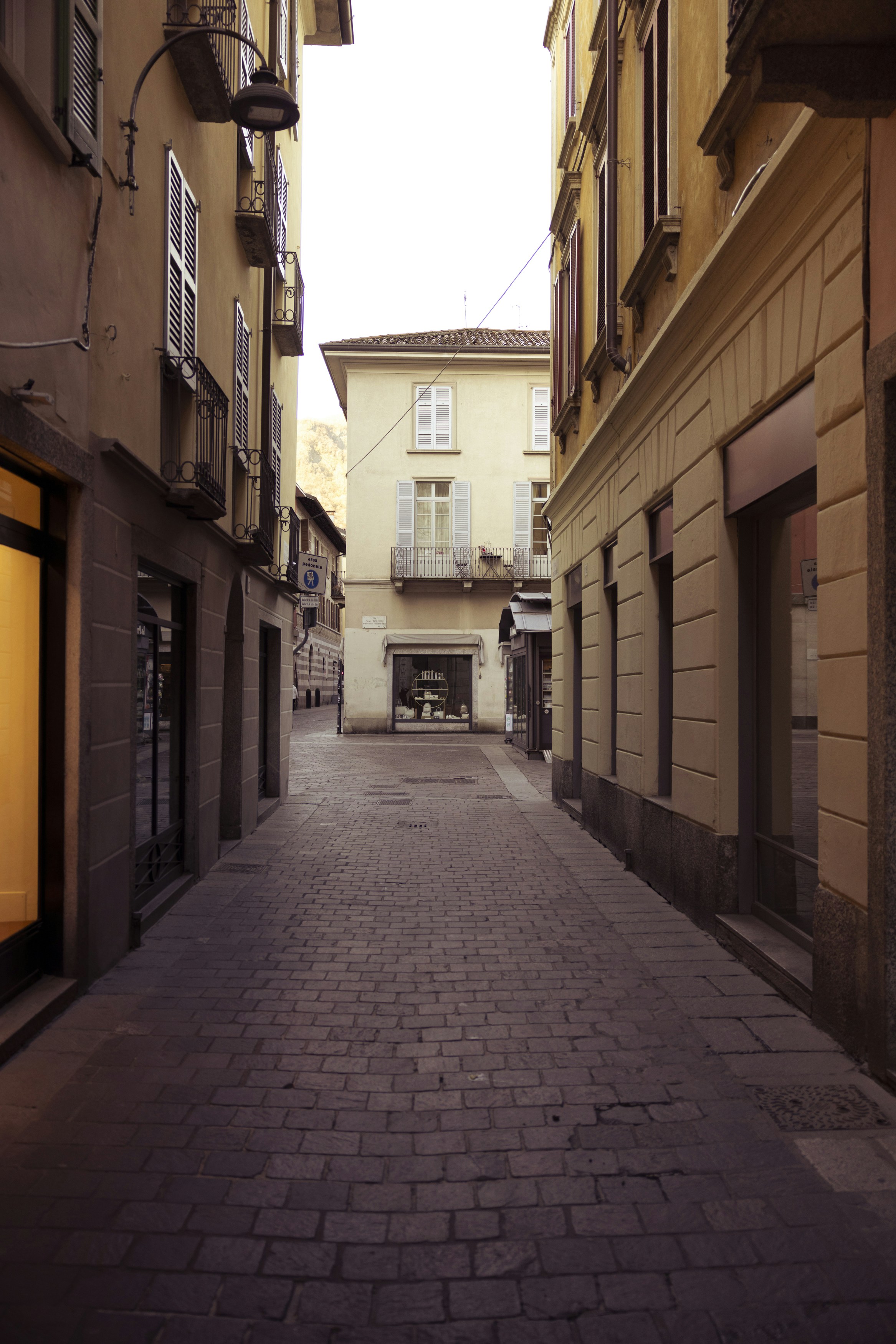 Photo by markusspiske