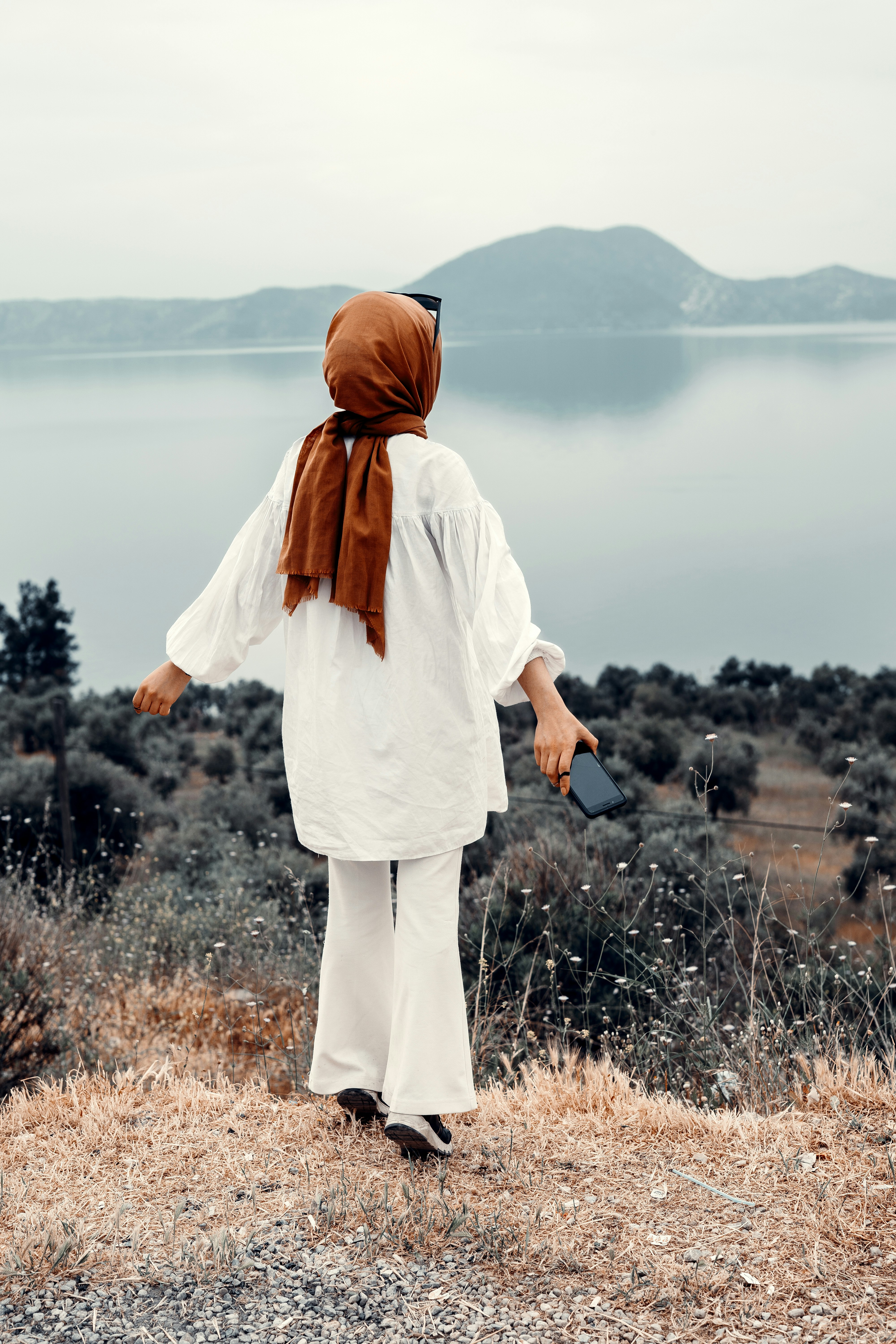 Beyond the Hijaab: Modern Muslim Women’s Fashion Redefines Modesty and Style