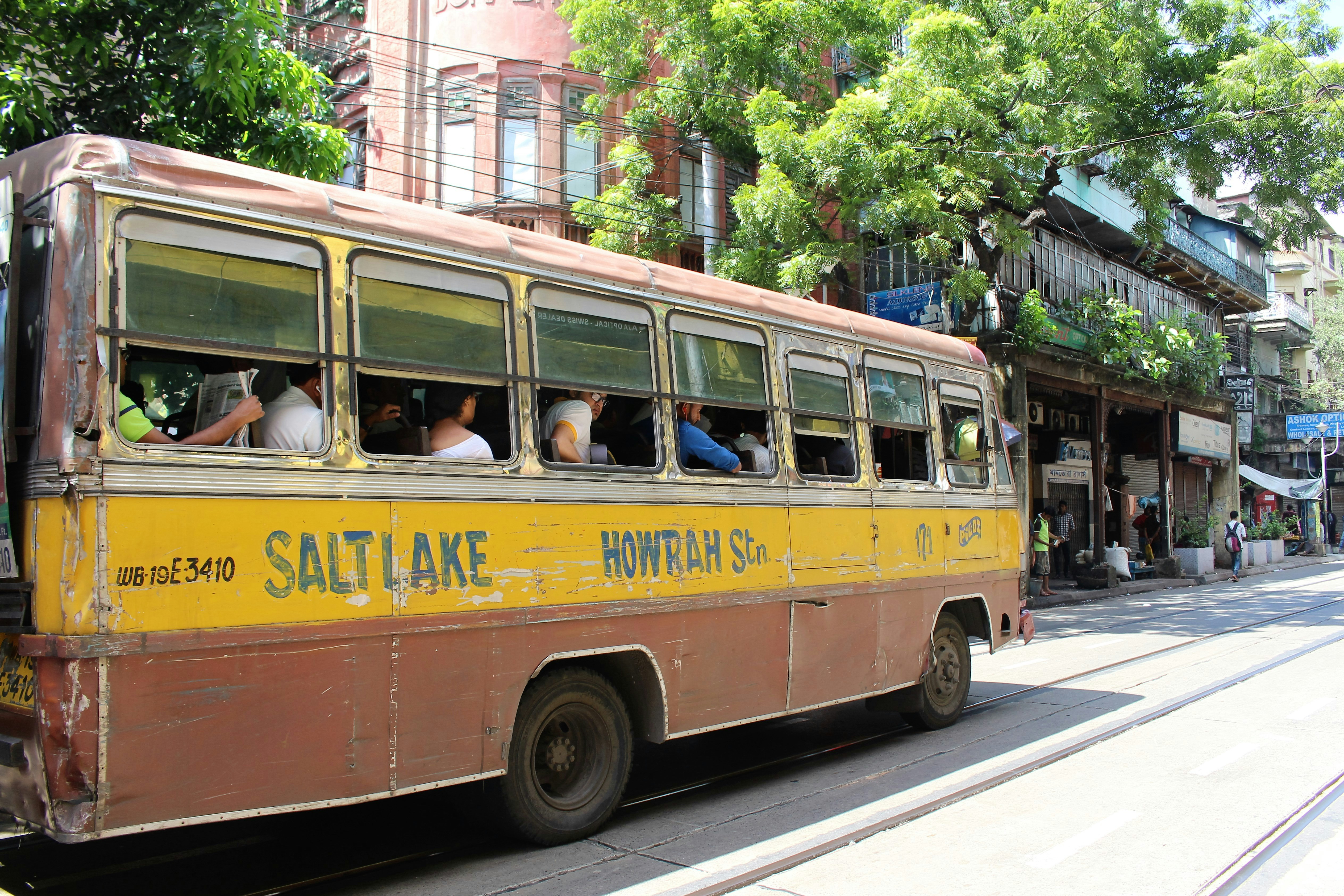 Exploring Basanti Travels: Your Premier Car Rental and Taxi Service in Kolkata