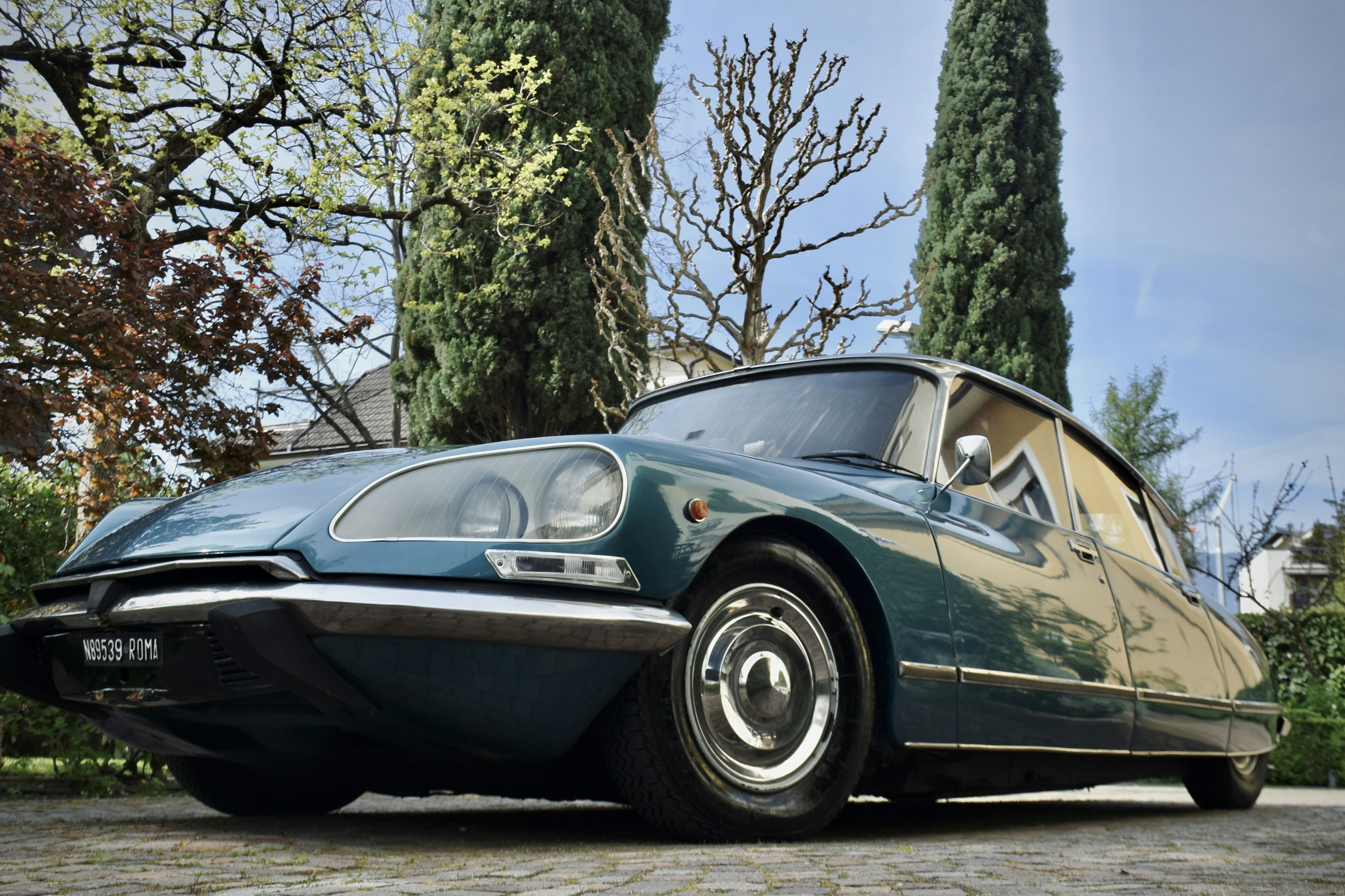 Trivia nights in Neuilly sur Seine, France