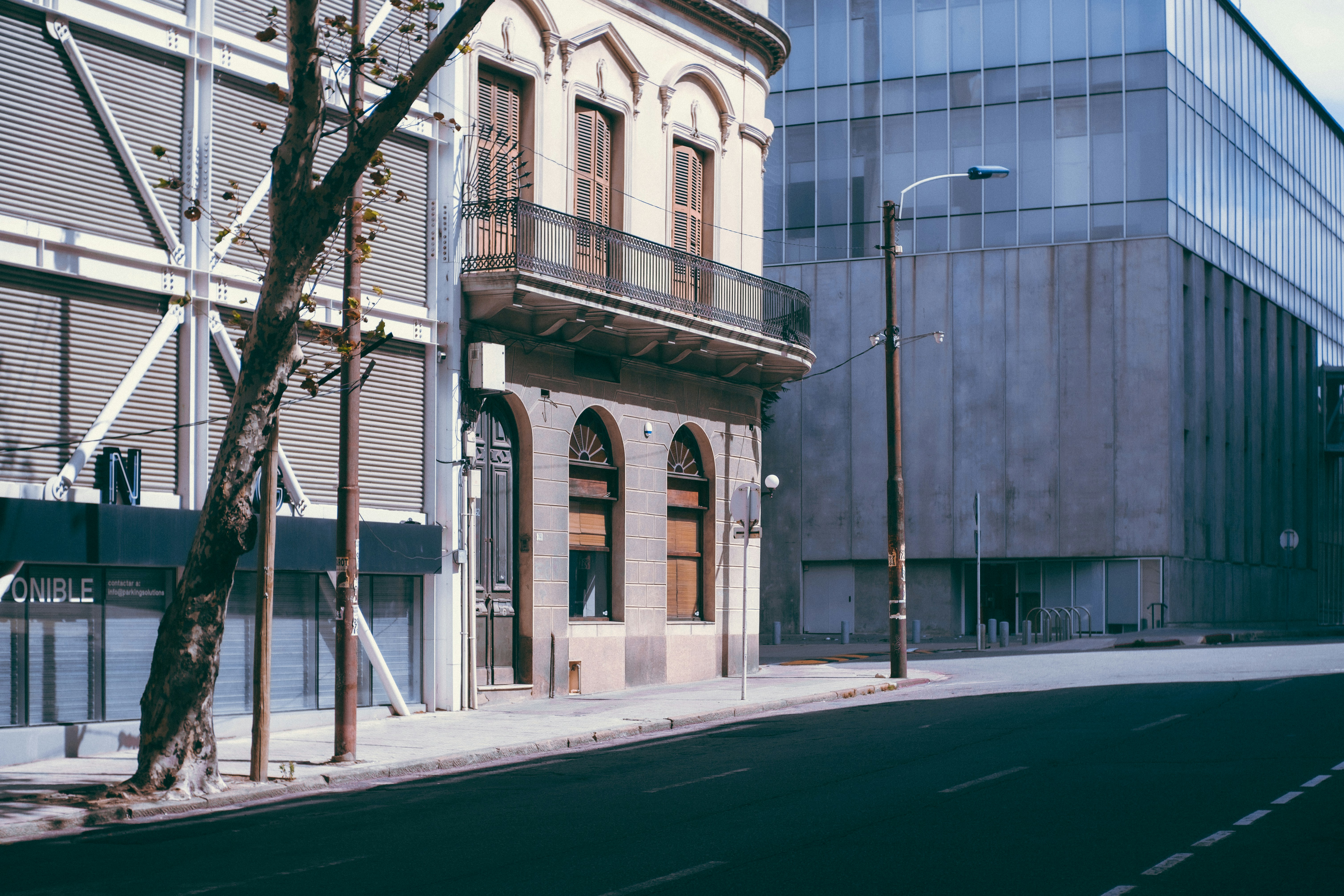 Kapı, Pencere ve Balkon