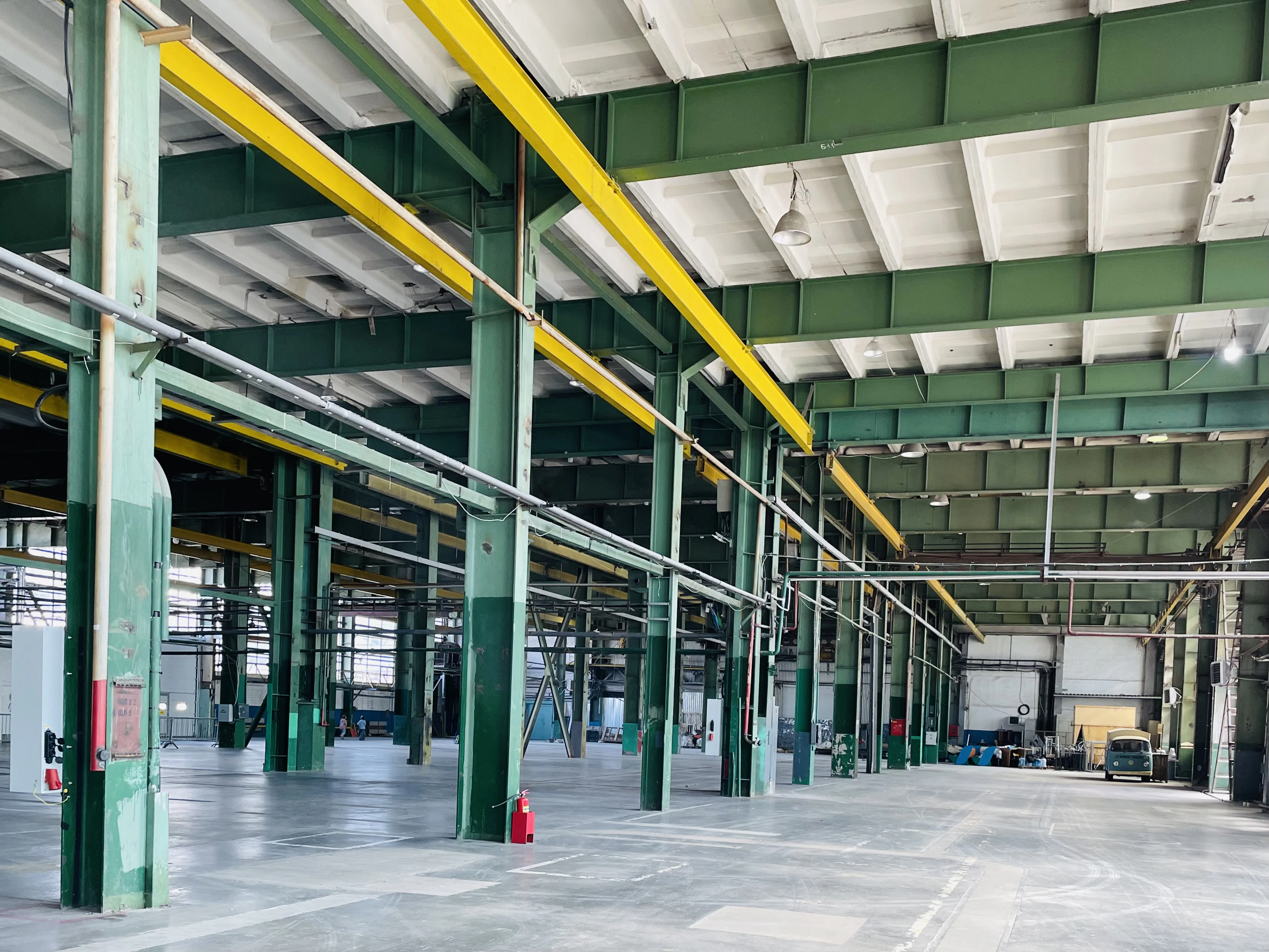 After: Antistatic epoxy lab floor