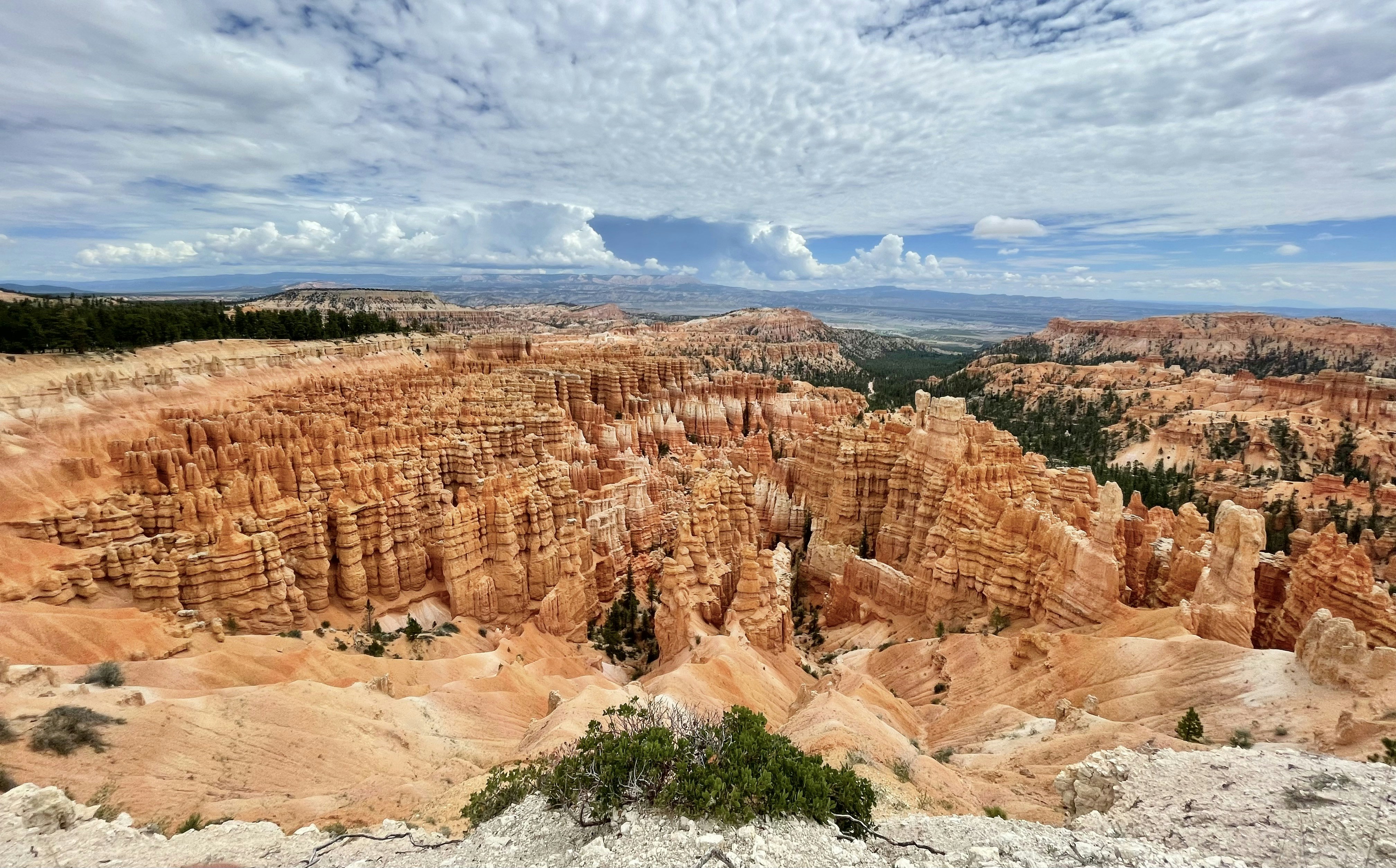 Overview of Bryce Canyon, UT