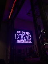 A happy customer receiving keys from a Zihniye Yalı representative.