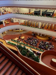 A captivating poetry reading event in a luxurious venue.