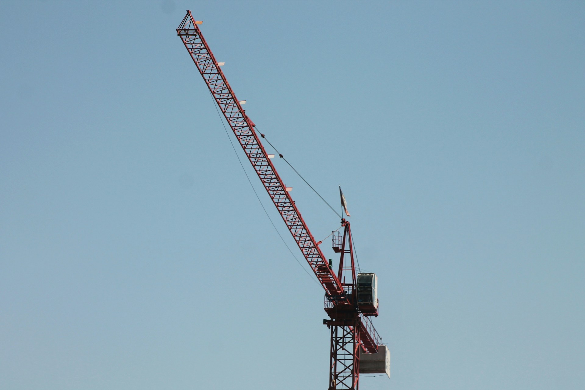 gray computer monitor