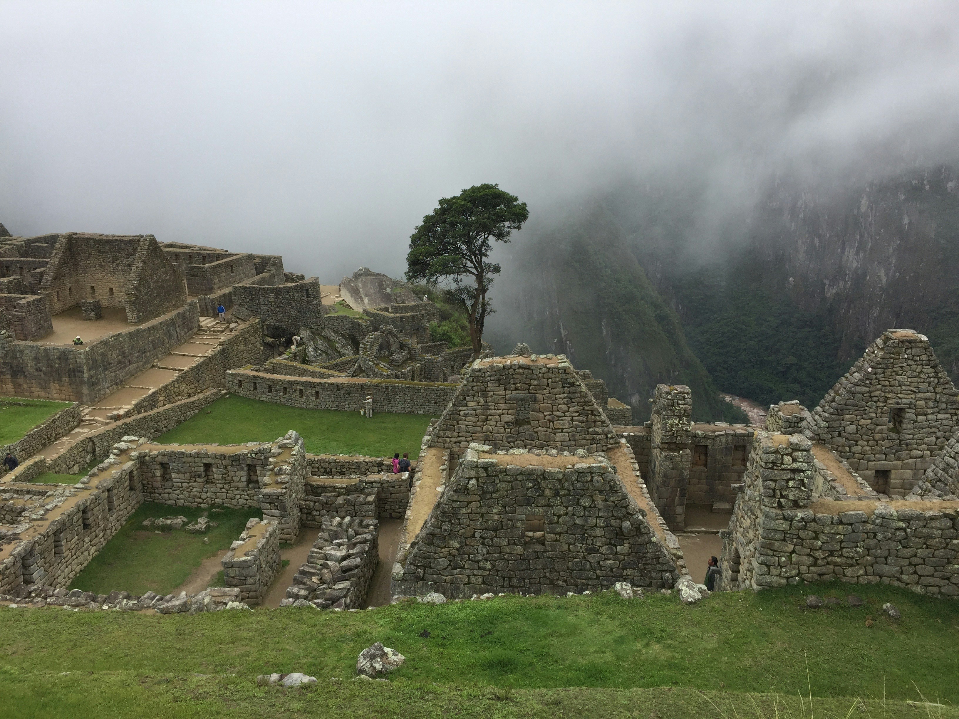 아이온2 주신의 흔적 위치 완벽 가이드 탐험의 시작